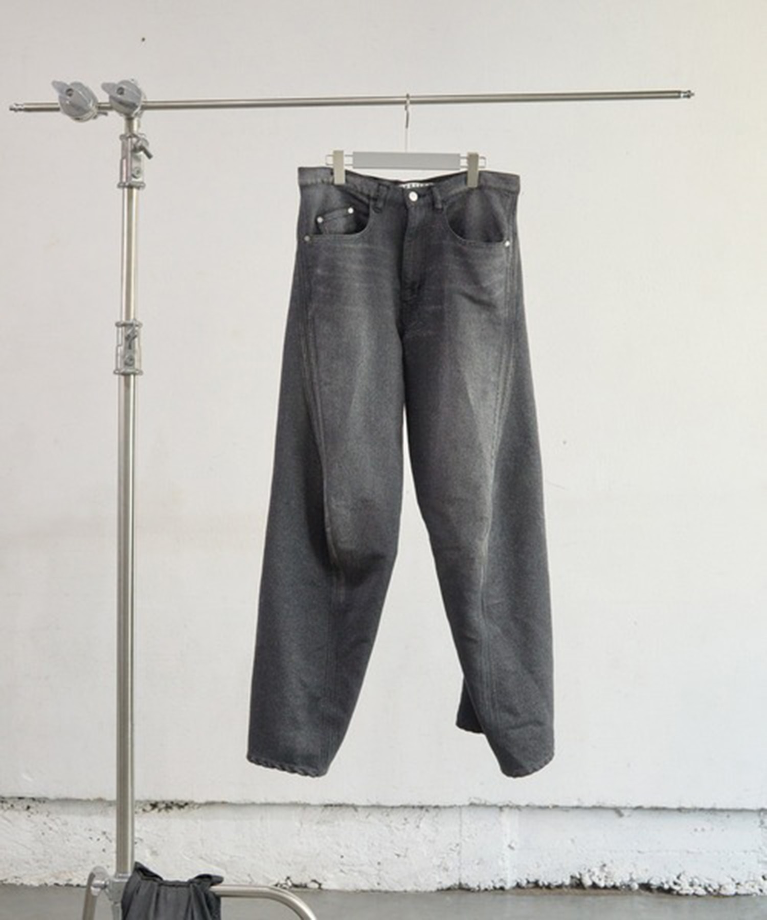 GLITTER TWILL 3D TWISTED WIDE LEG 5P PANTS NVRFRGT