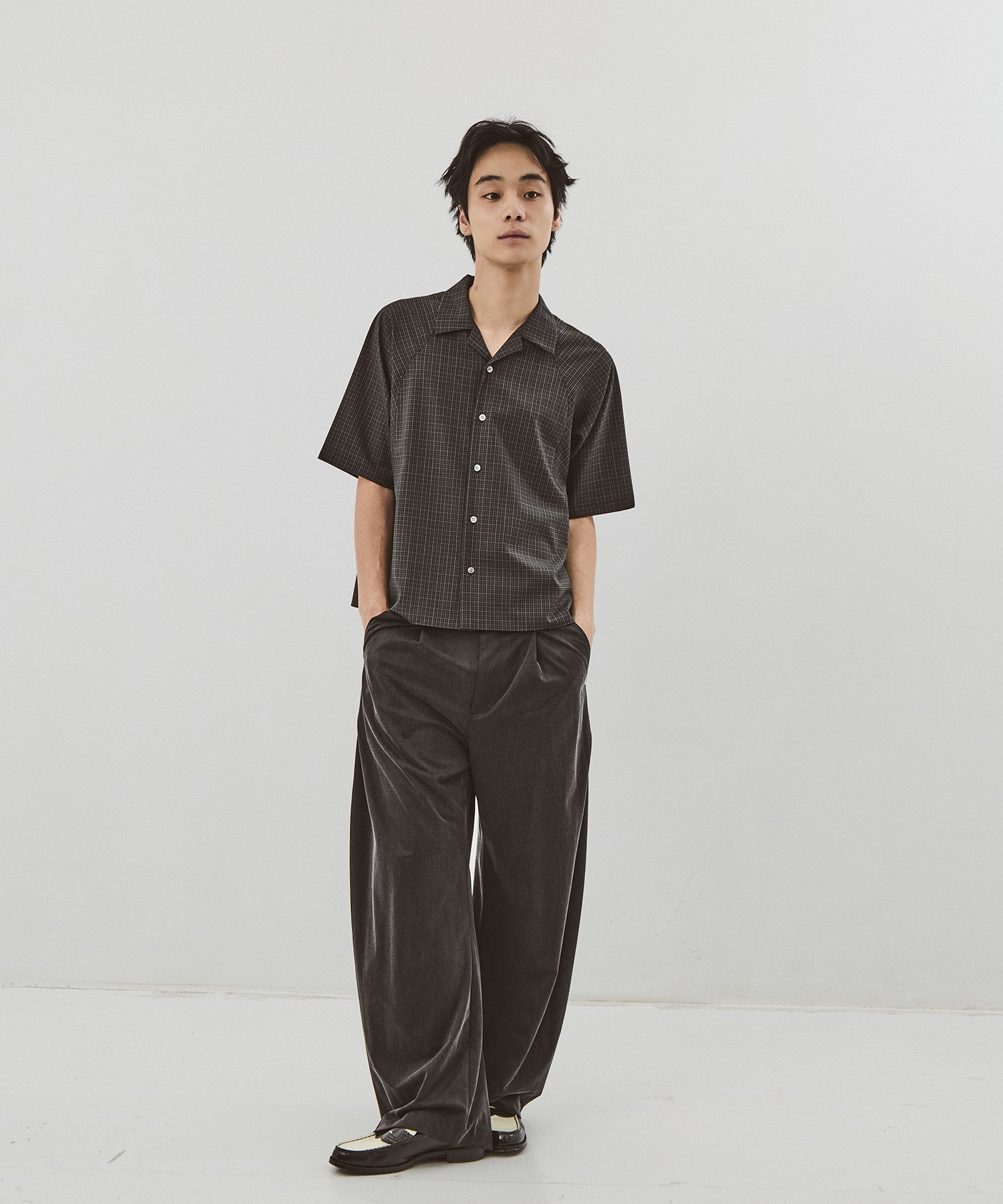 cropped open collar short sleeve shirt check CONZ