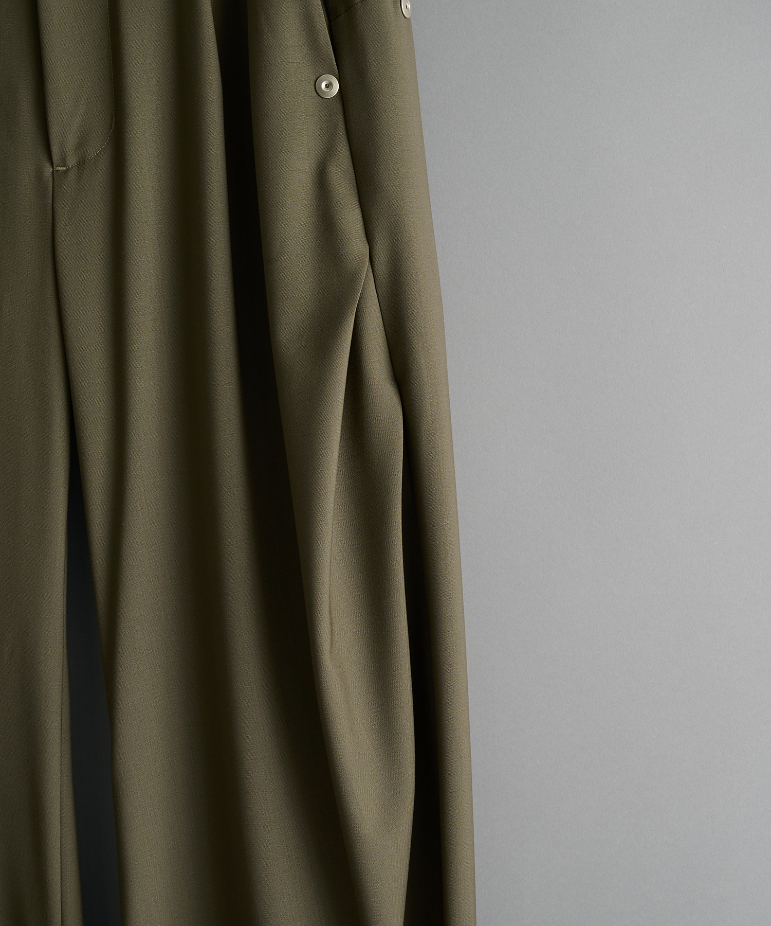 curve leg trousers 2.0 CONZ