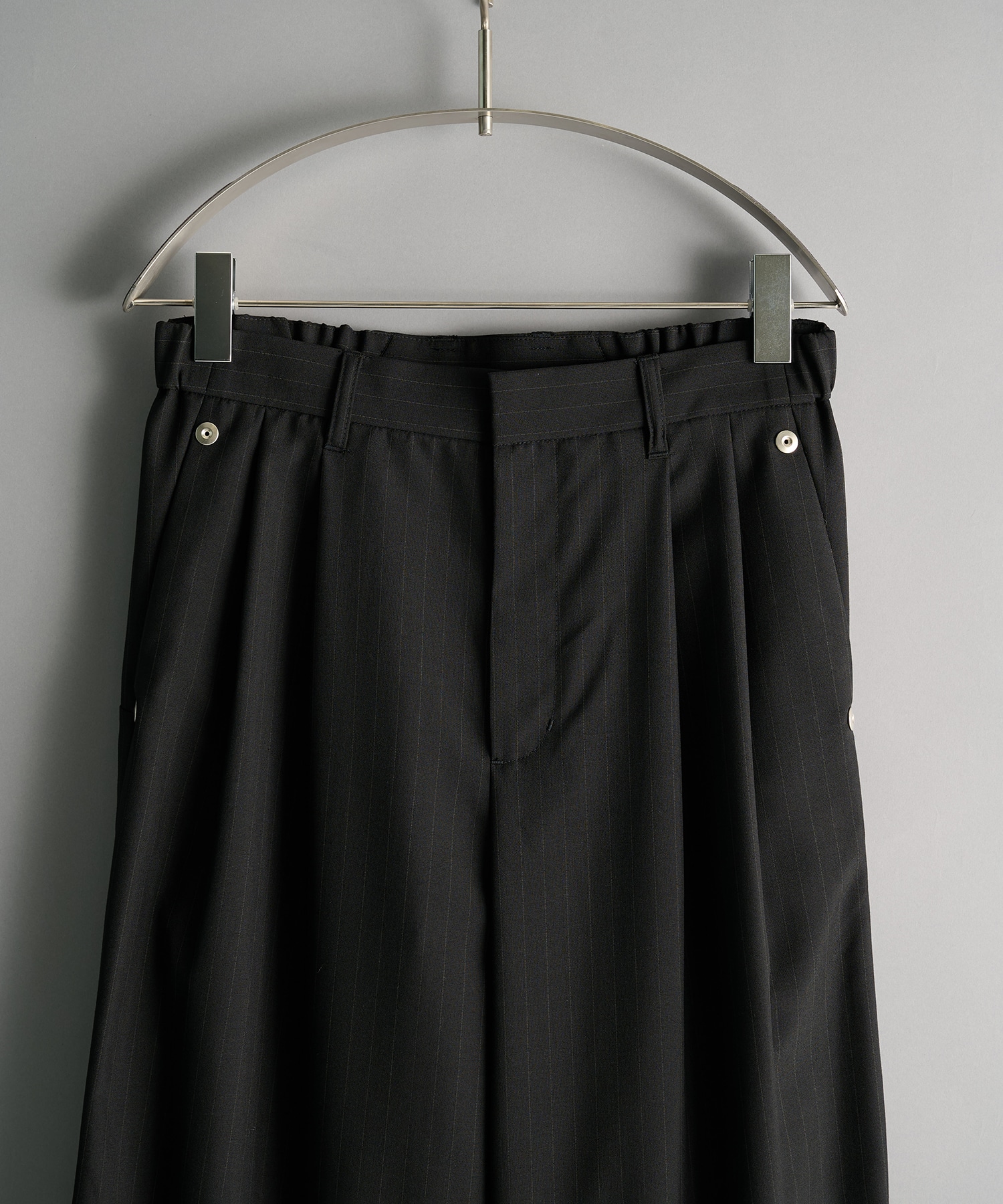 double pleated wide leg trousers CONZ