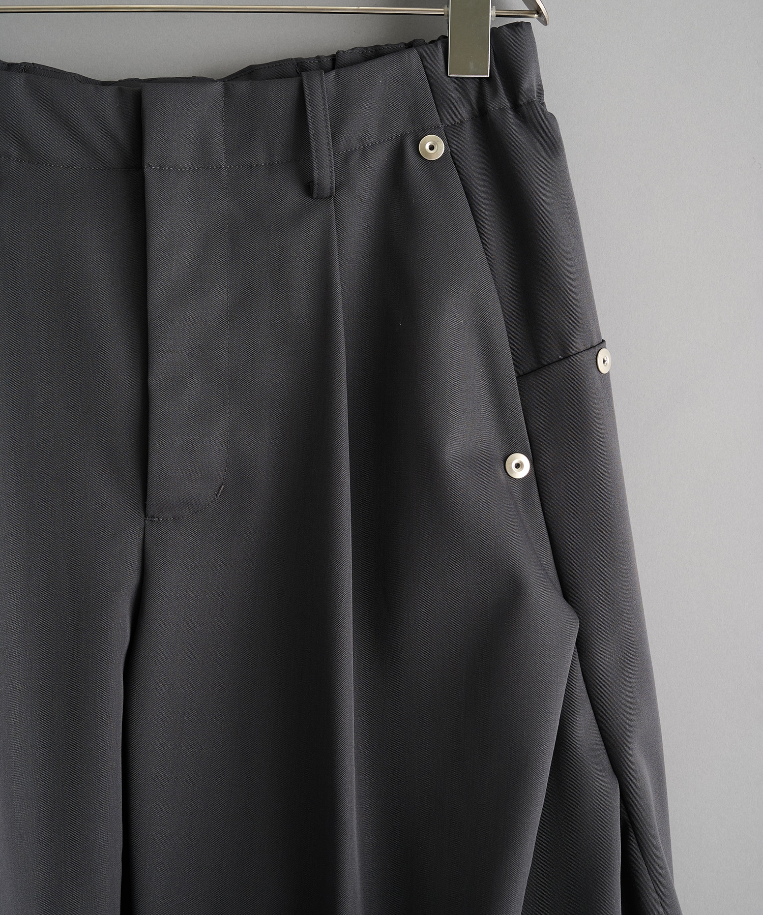 curve leg wide shorts CONZ