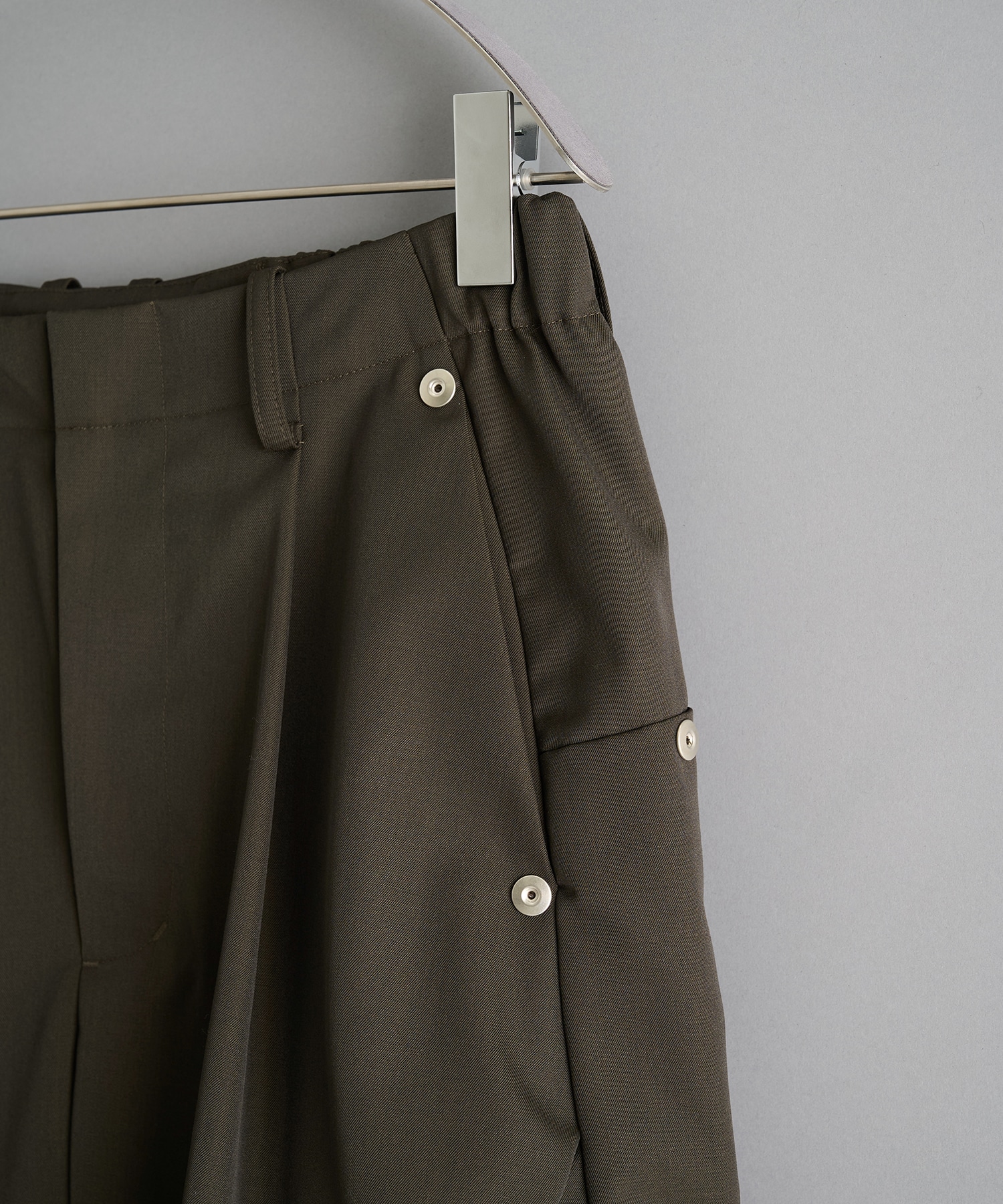 curve leg wide shorts CONZ