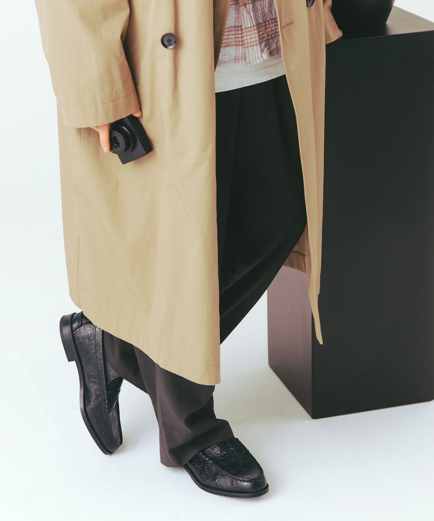 EMBOSSED LOAFERS BLACK PAISLEY The Kenford FINESHOES