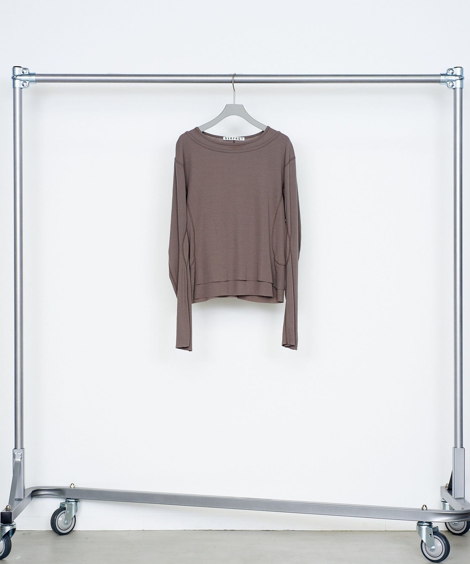 DOUBLE LAYERED LONG SLEEVE T SHIRT NVRFRGT