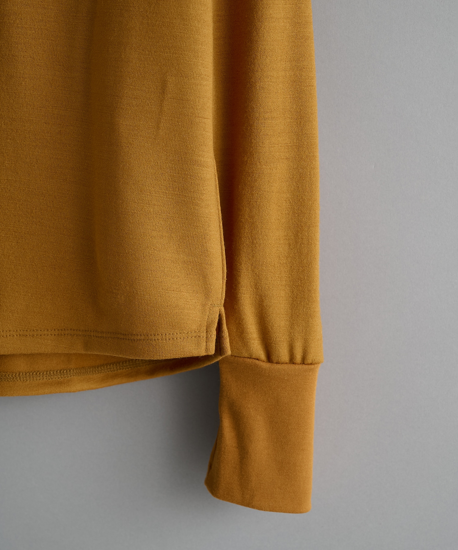 RADIANCE LONG SLEEVE STEAF