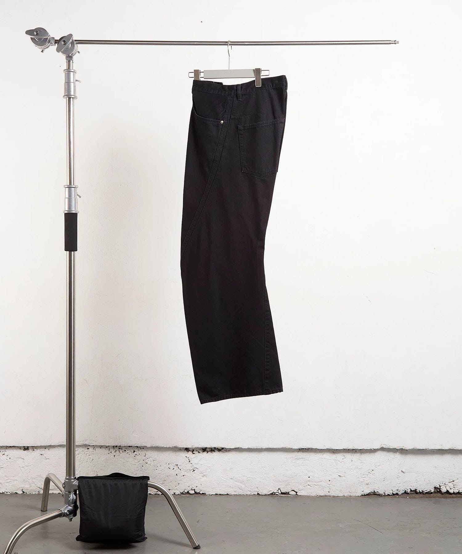 3D TWISTED WIDE LEG JEANS NVRFRGT