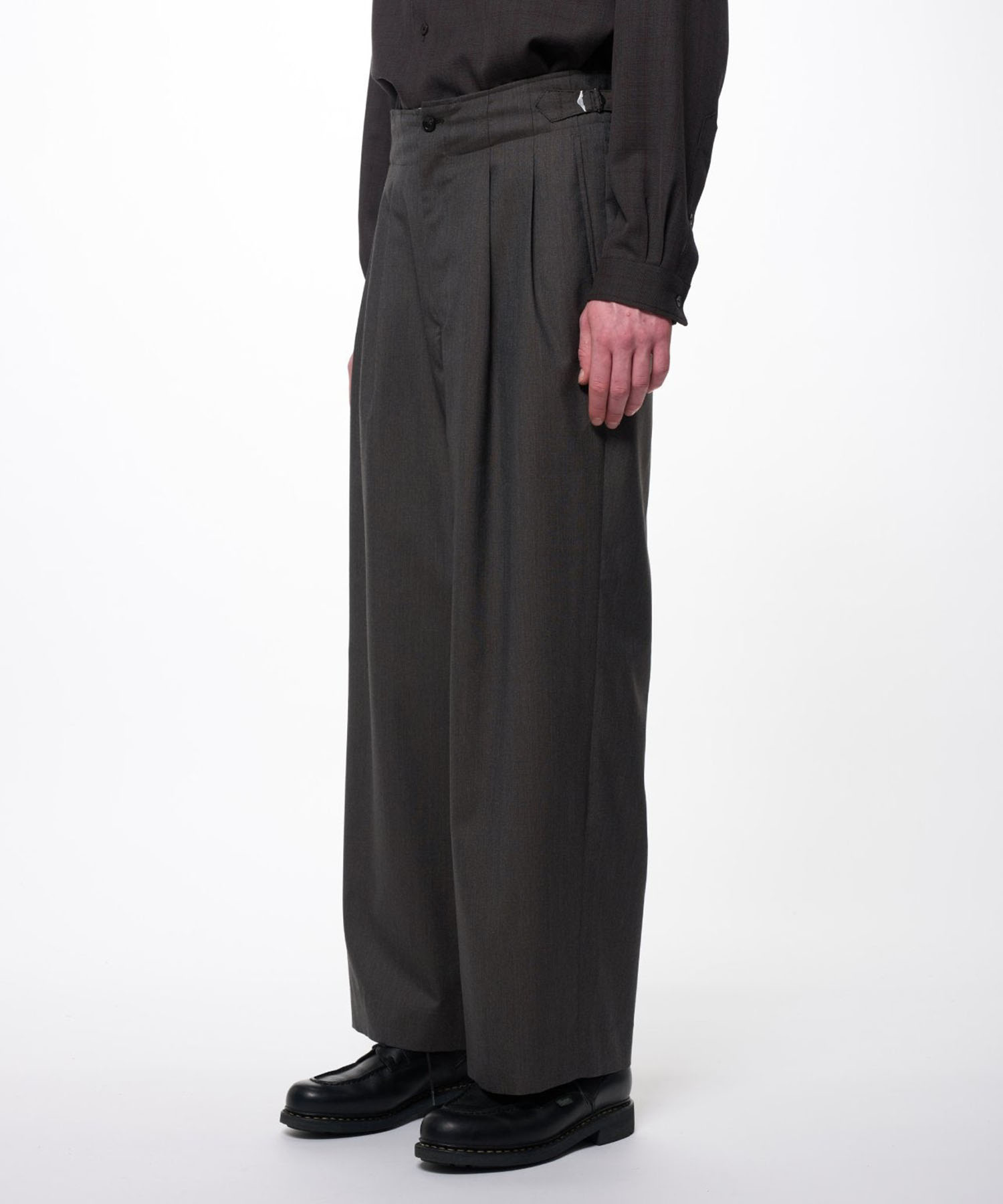 DOUBLE PLEATED MILITARY TROUSERS MARKAWARE/marka