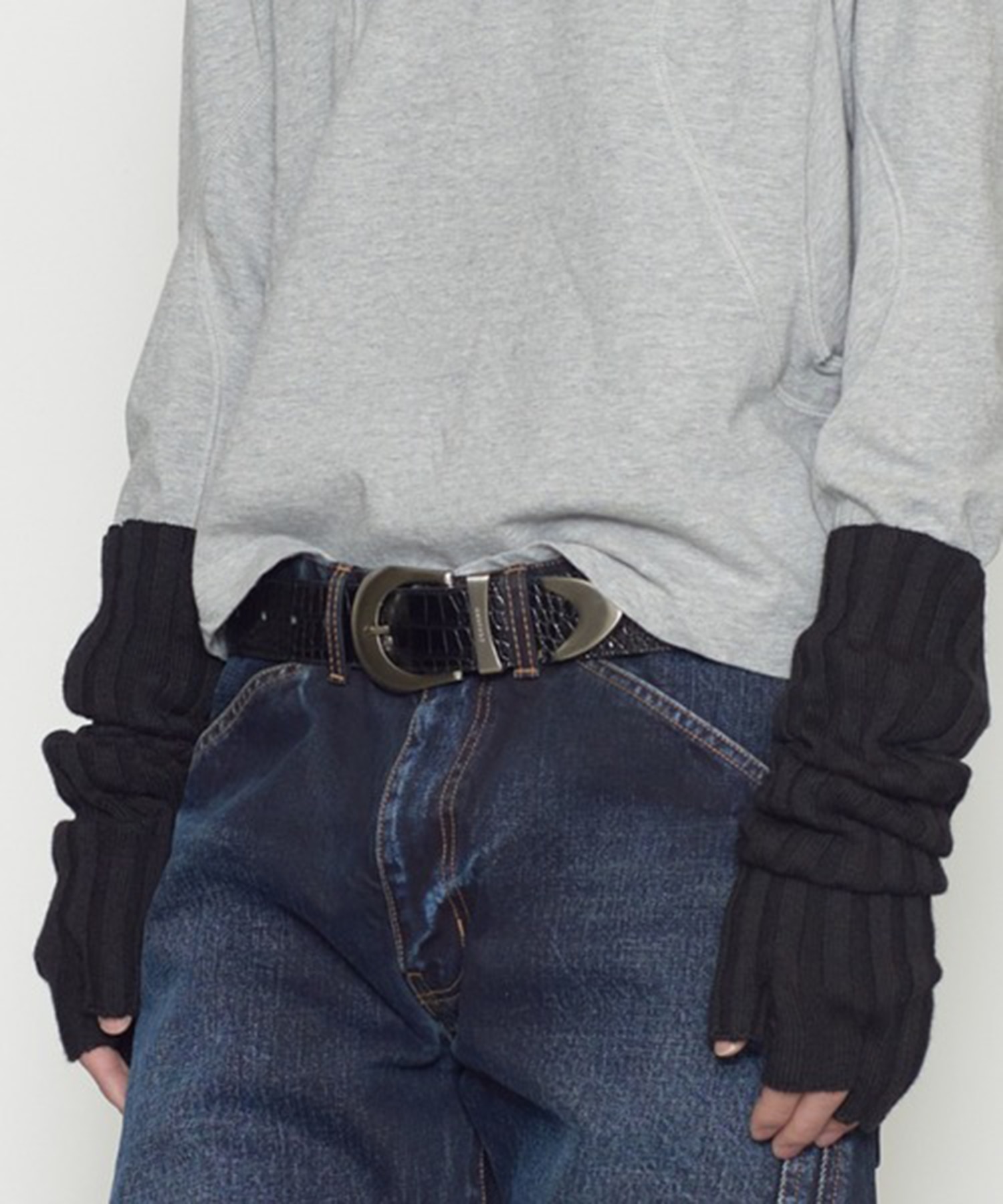 CROCODILE EMBOSSED LEATHETR BELT NVRFRGT