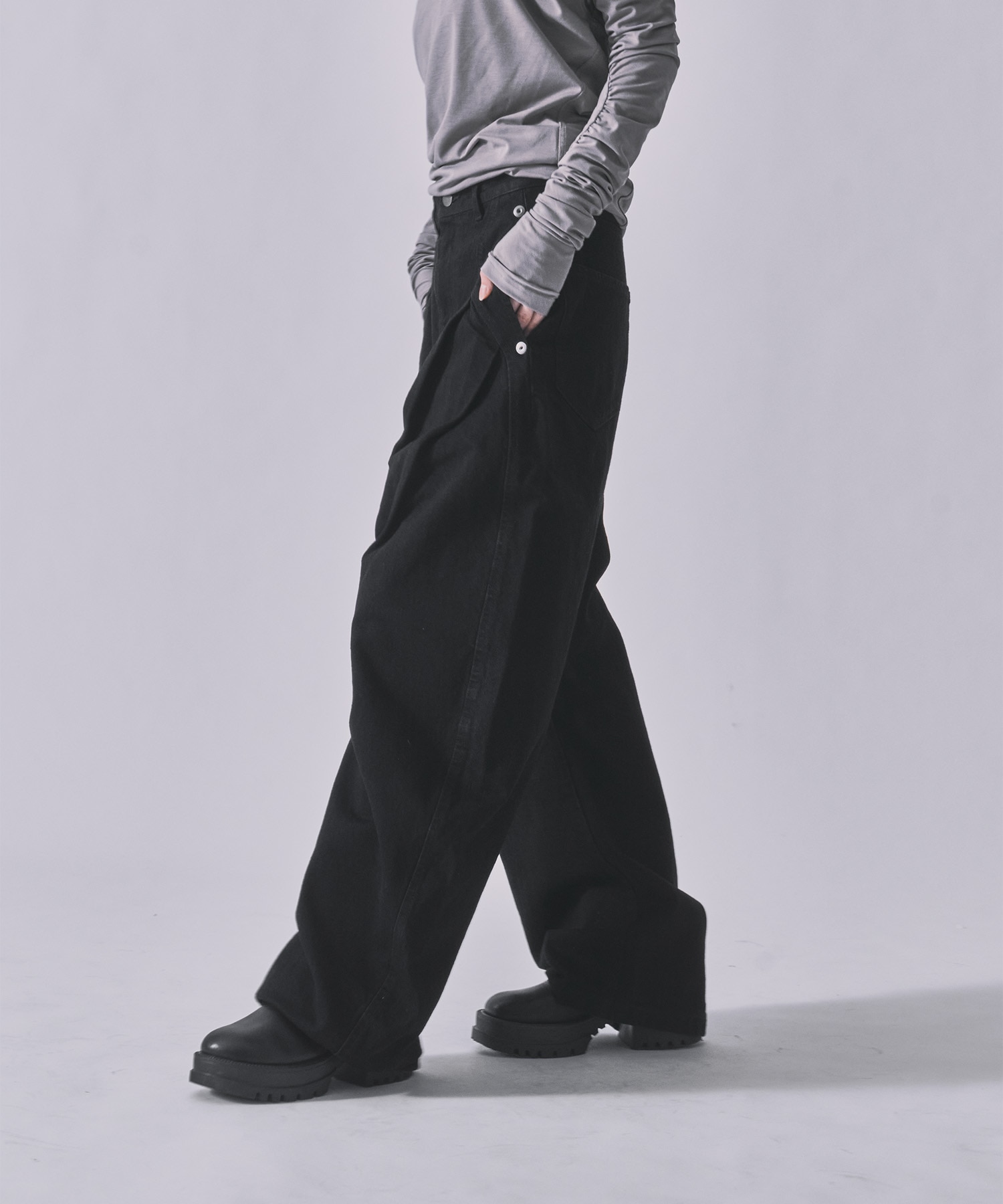 all black curve denim CONZ