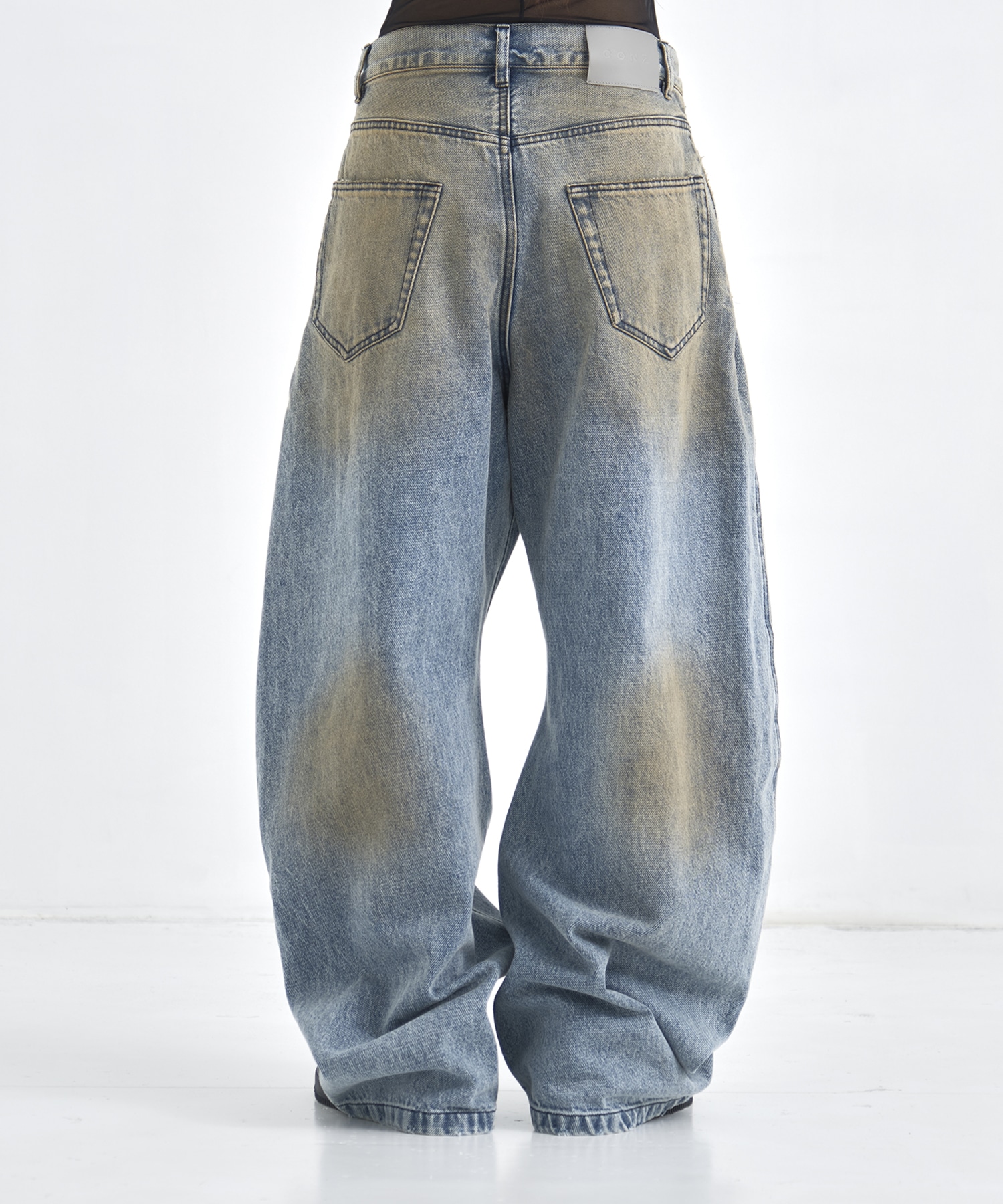 distressed curve denim CONZ