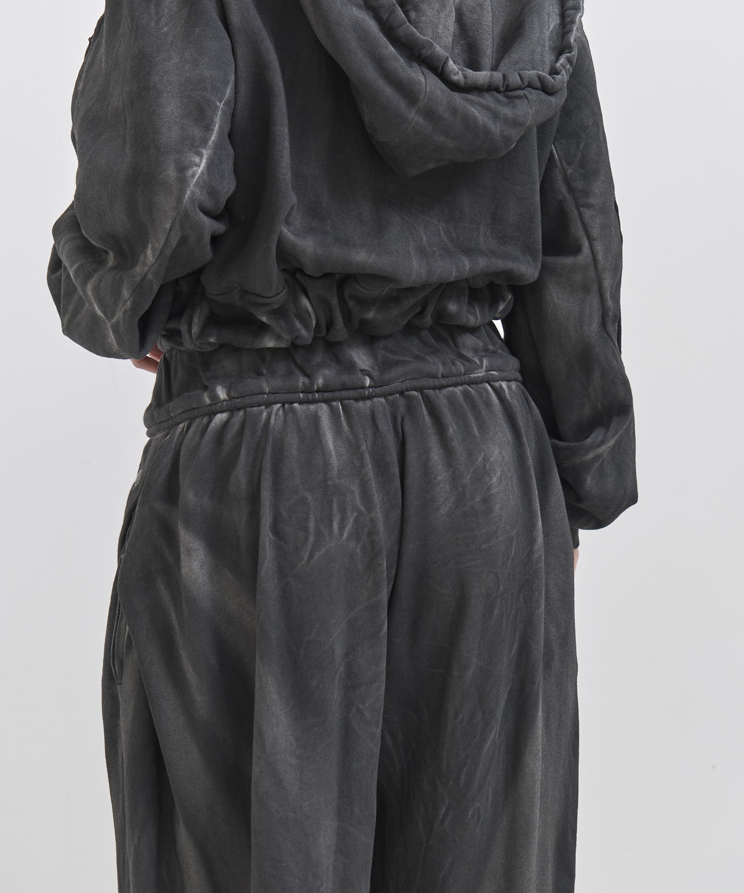 fold-cuff pants mukcyen
