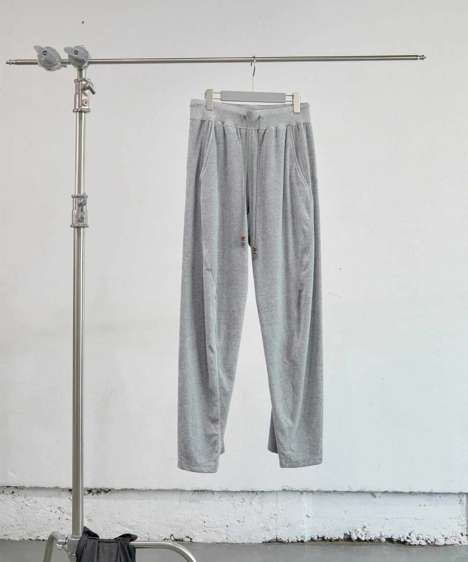 VELOUR 3D TWISTED LOUNGE PANTS NVRFRGT