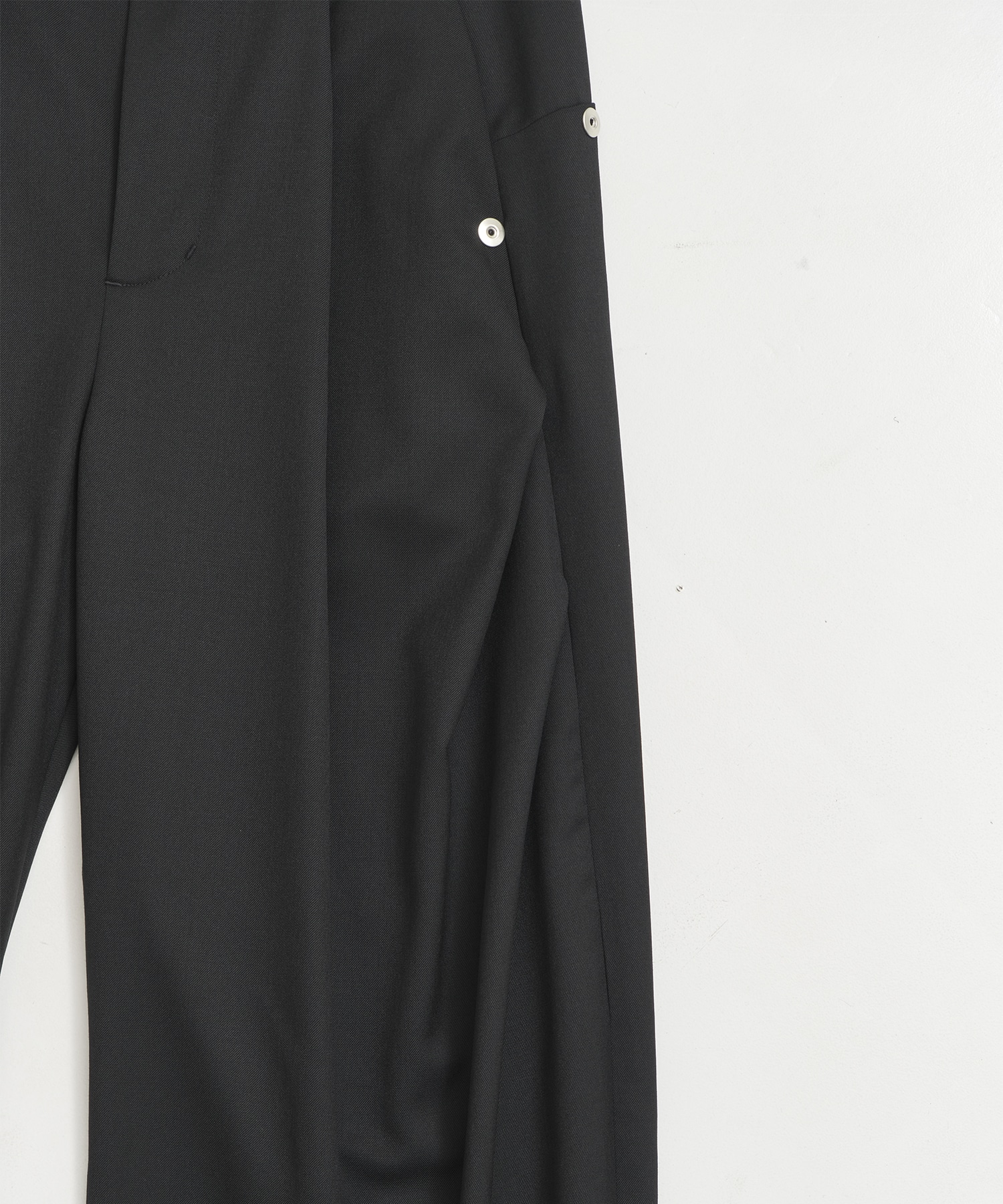 curve leg trousers CONZ