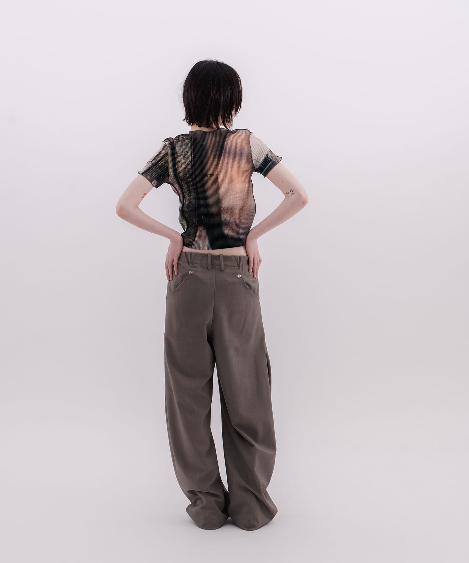 curve leg trousers CONZ