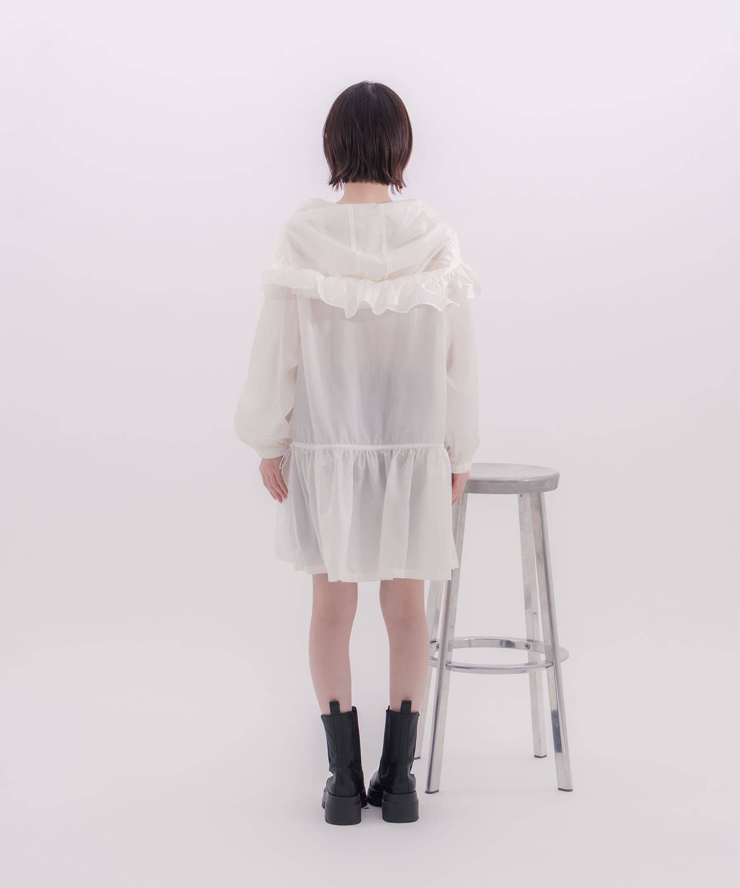Nylon frilled mountain parka naokitomizuka