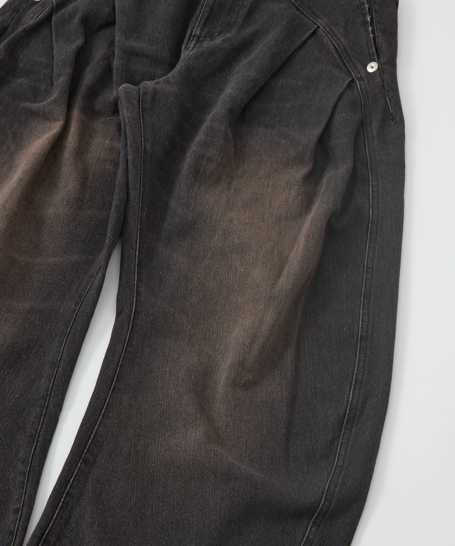 over dye curved denim CONZ