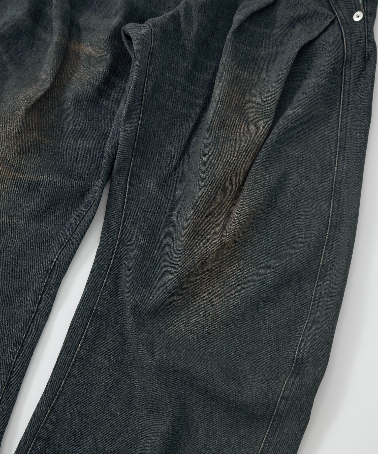 over dye curved denim CONZ