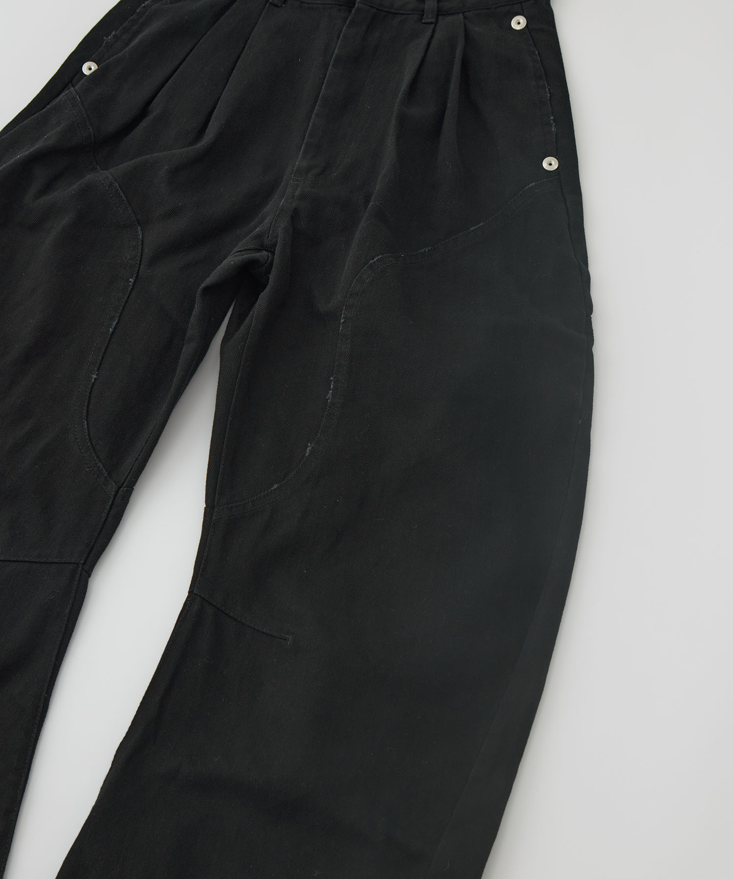 paint curved jeans CONZ