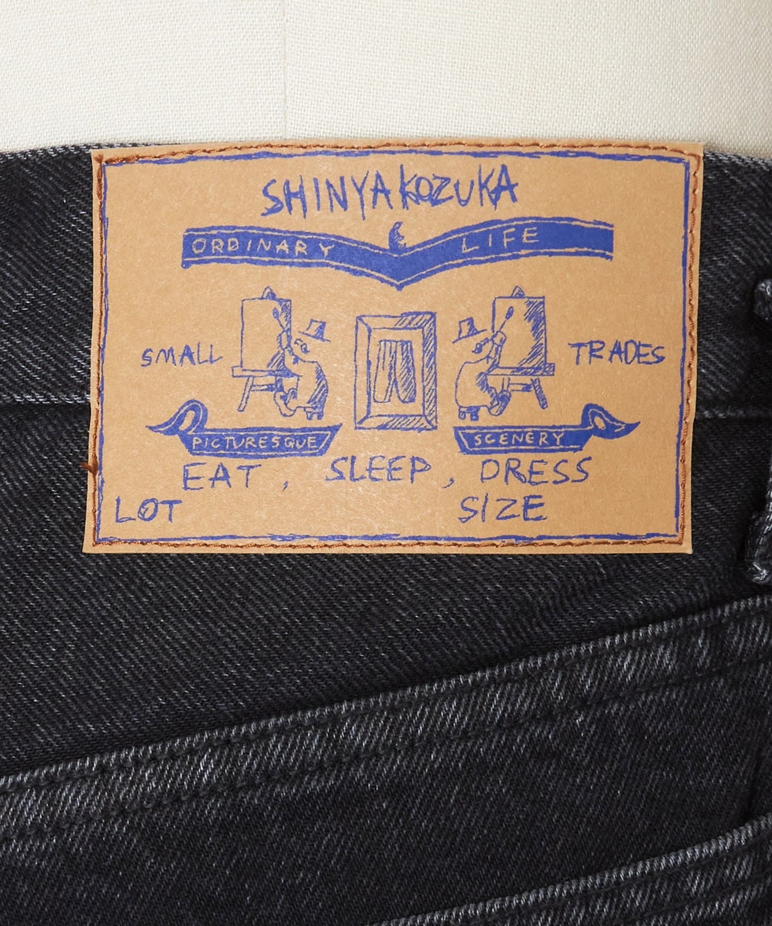 WASHED ORDINARY CITY CURTAIN LEGS SHINYAKOZUKA