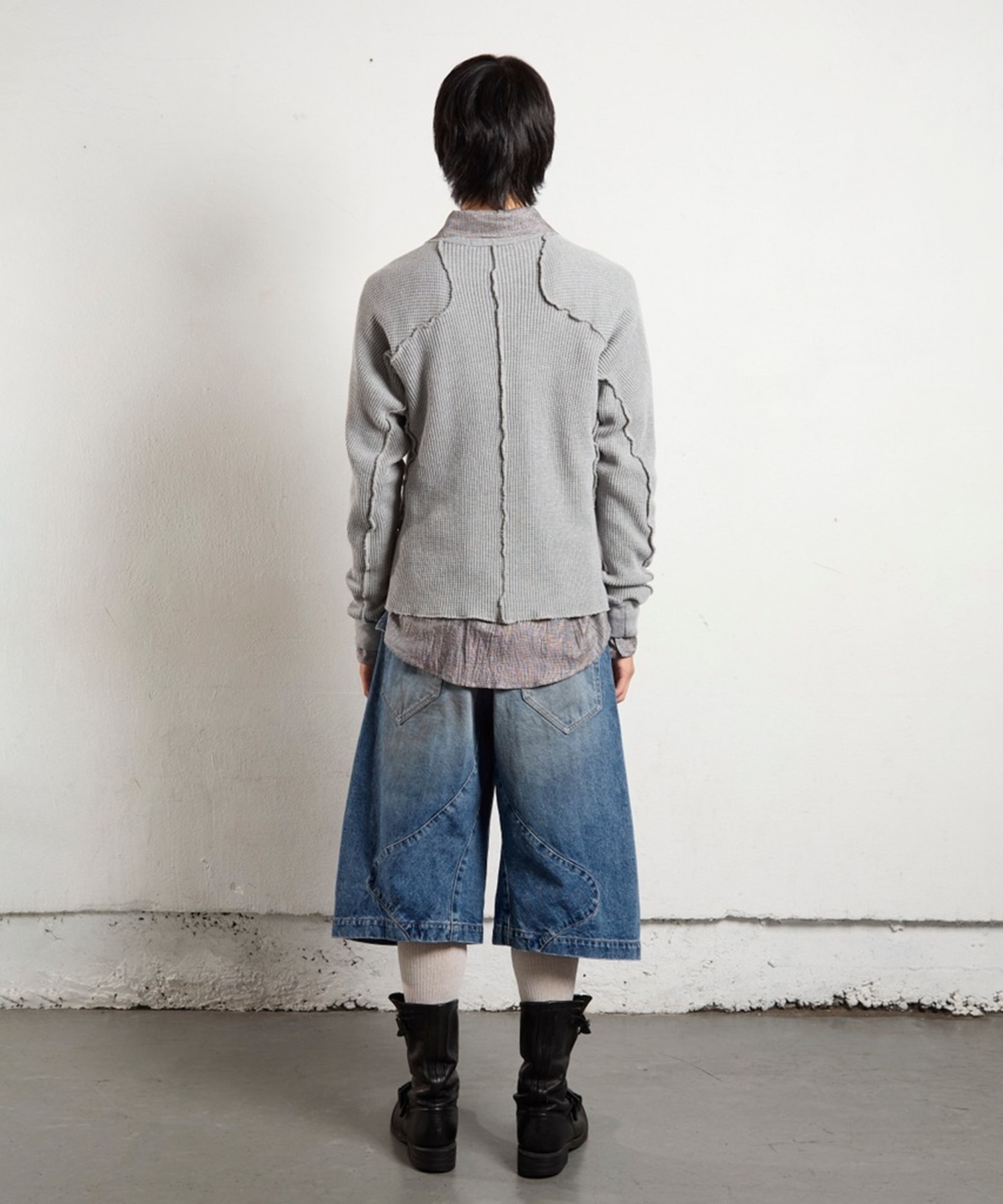 3D TWISTED SHORTS NVRFRGT