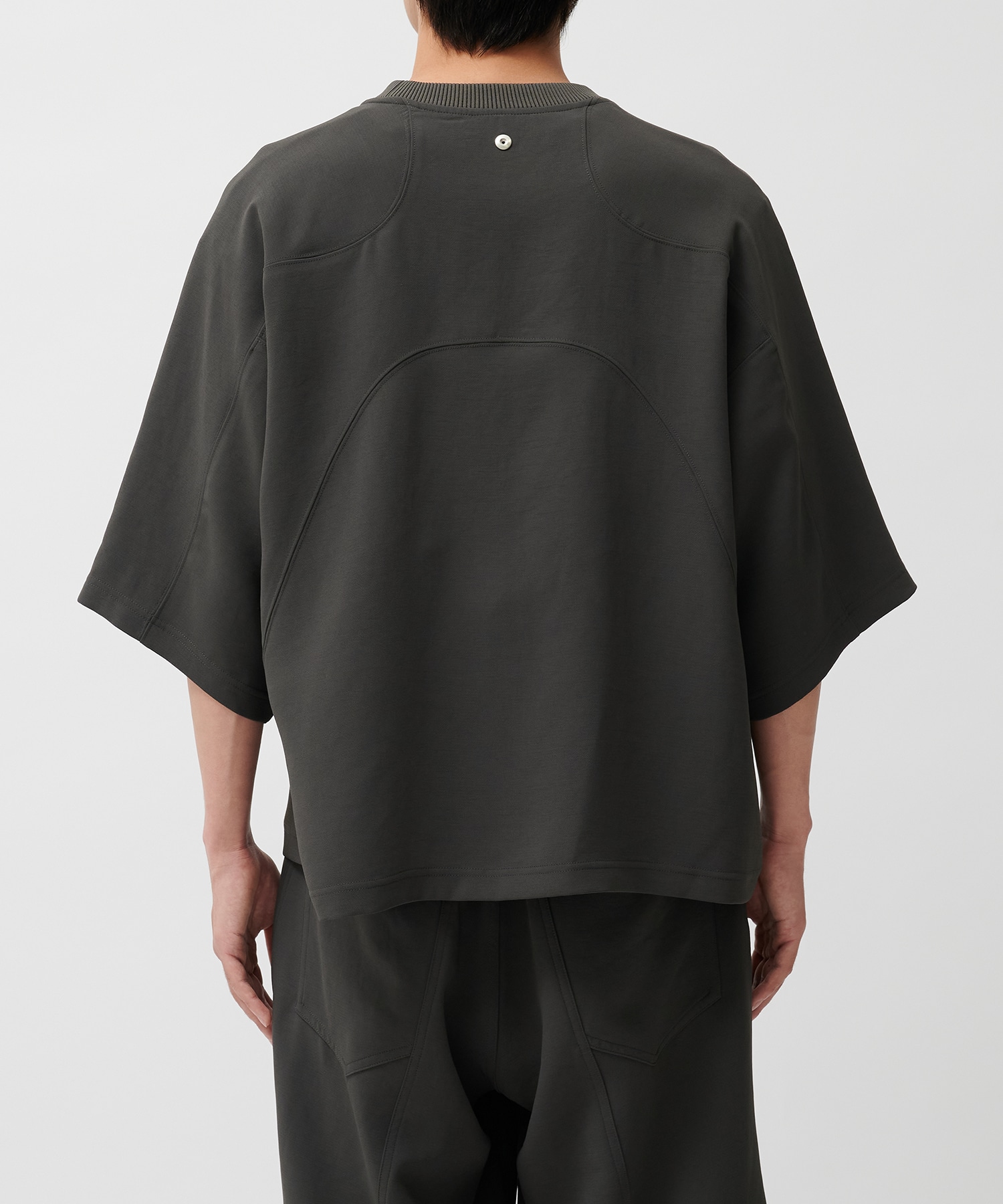 PANEL OVER CREW NECK TEE CONZ