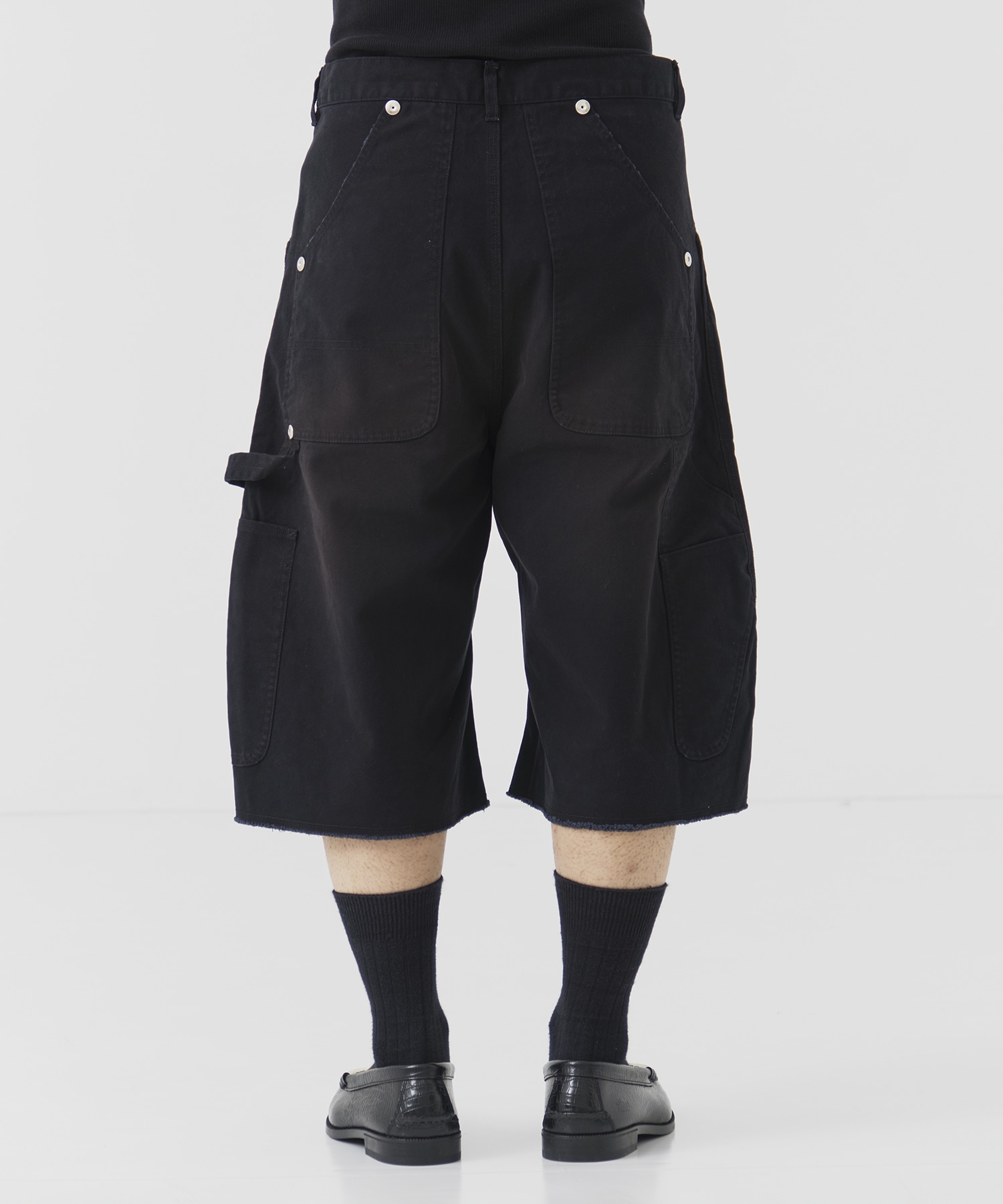 DUCK DOUBLE KNEE CURVED LEG SHORTS CONZ