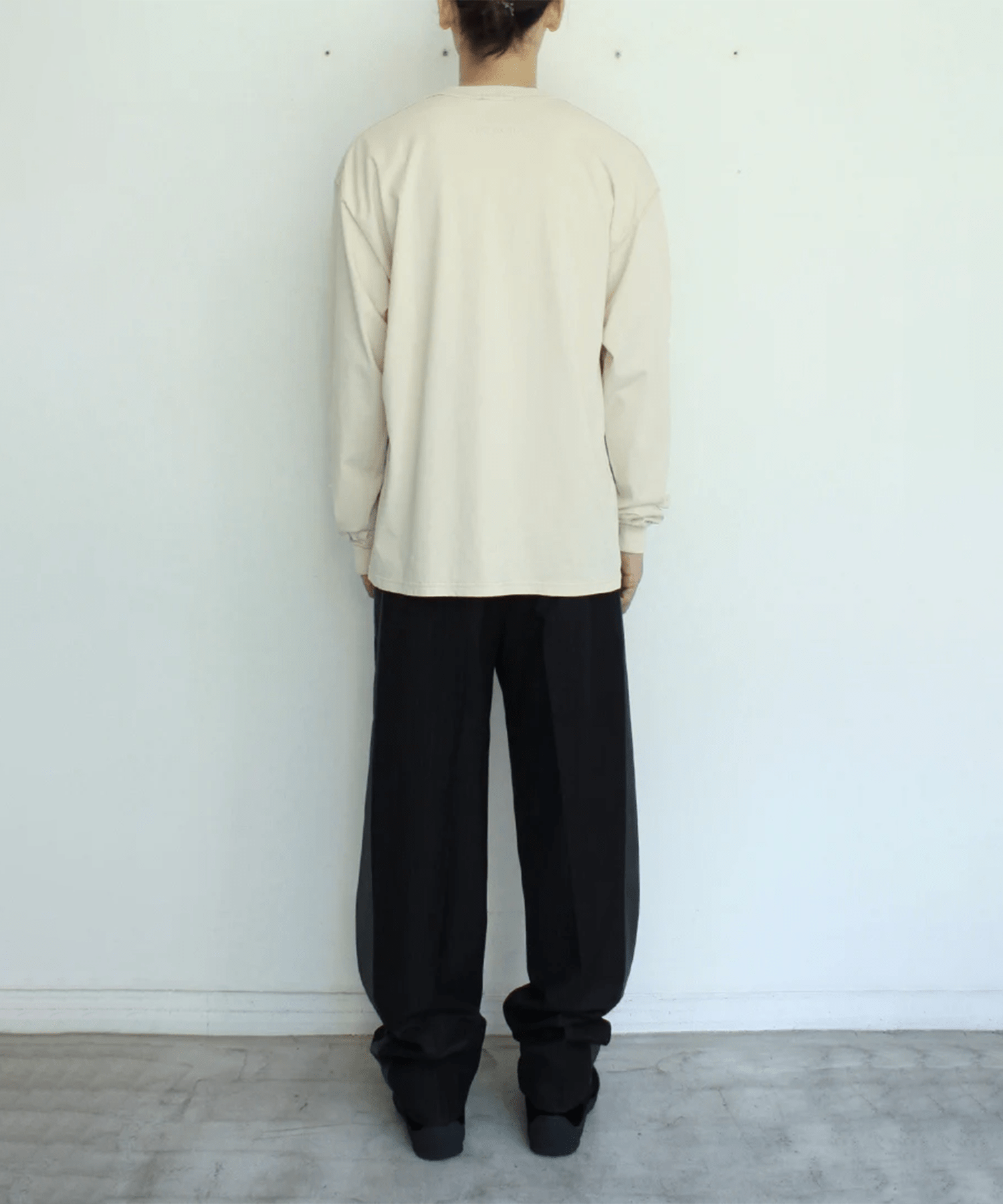 Reverse L/S Tee soe