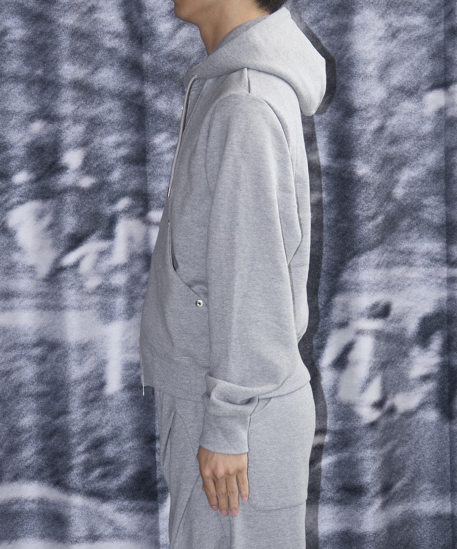 SHORT ZIP HOODIE CONZ