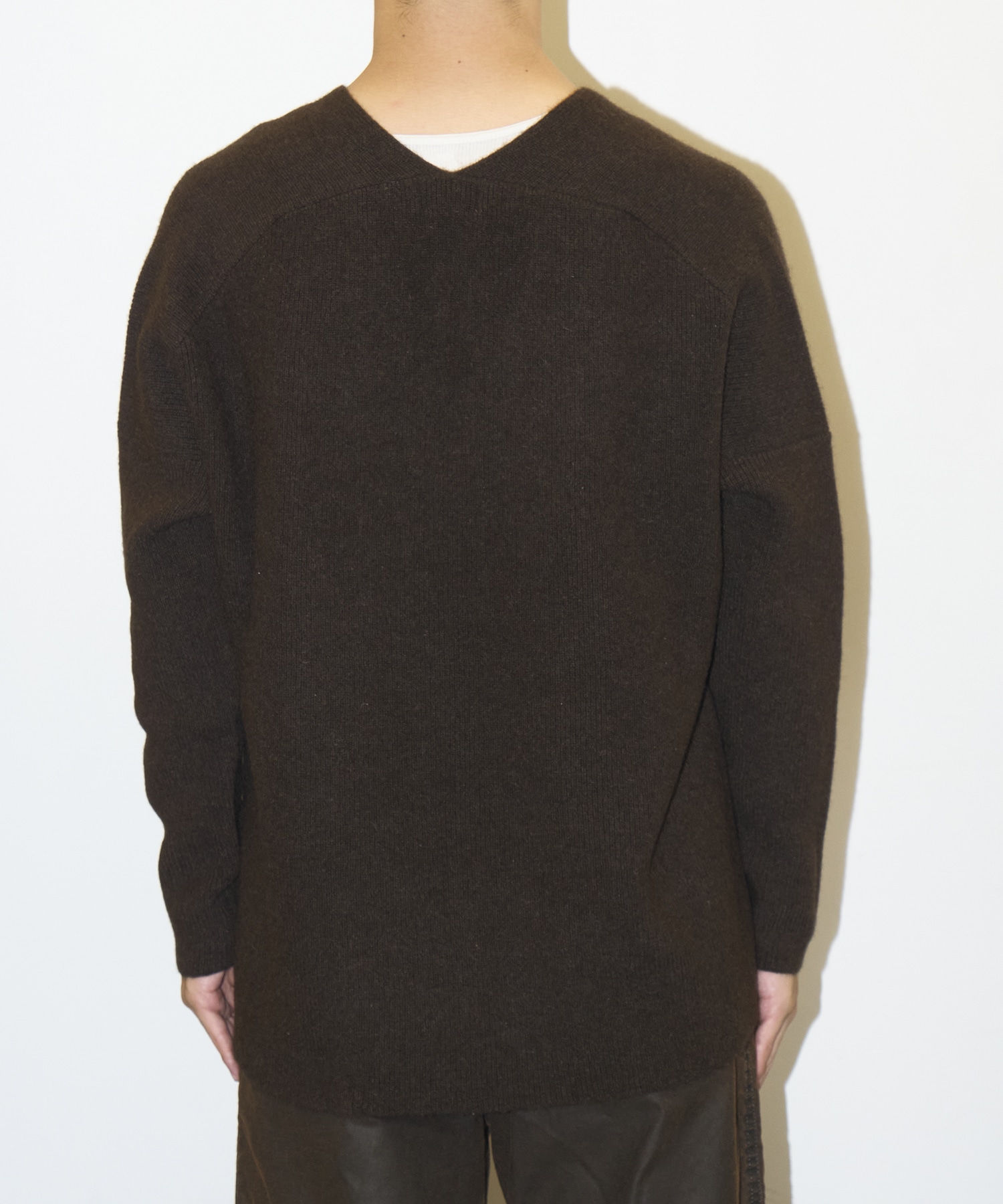 YAK V-neck Sweater Nomat