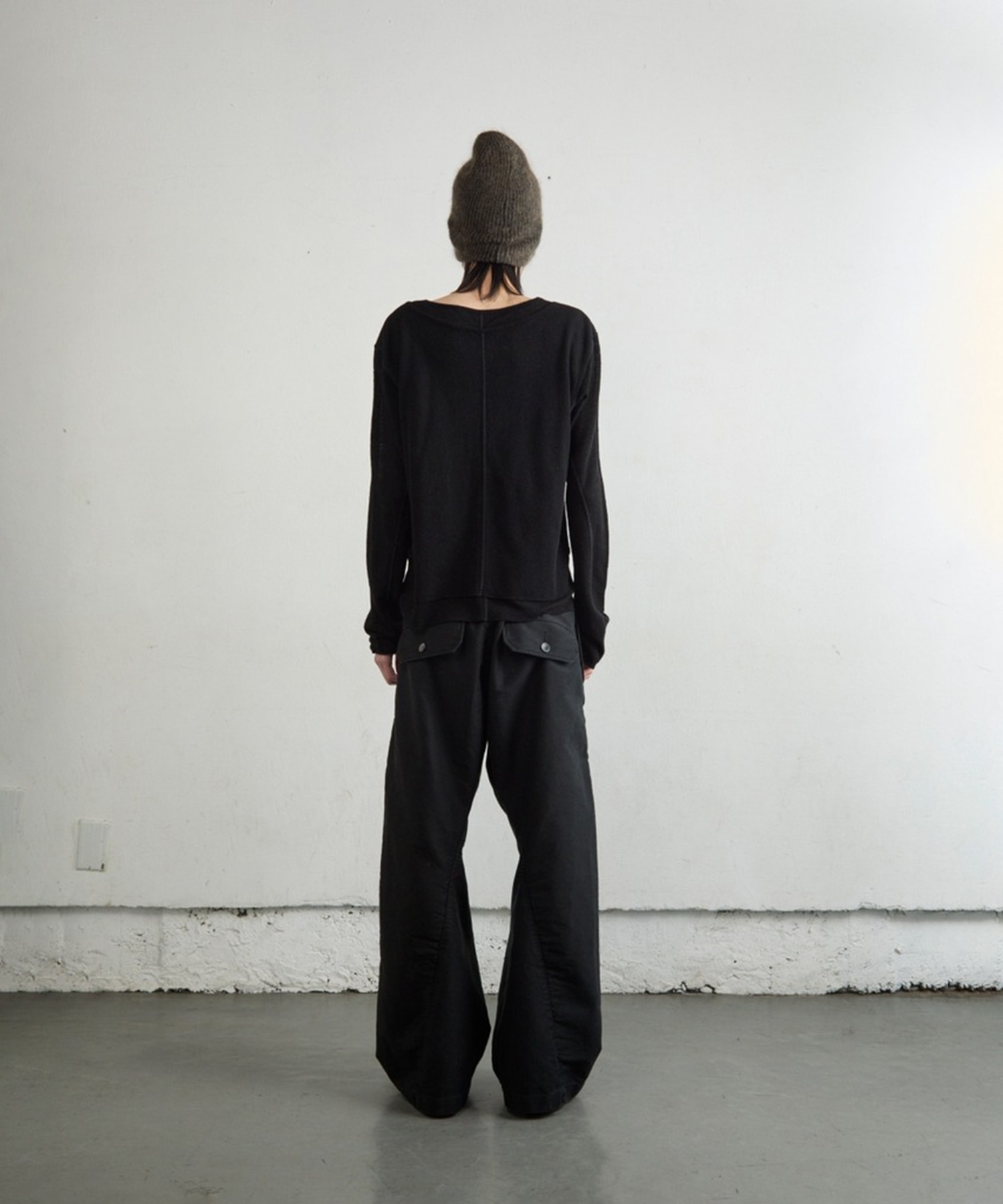TUCKED WIDE LEG TROUSERS NVRFRGT