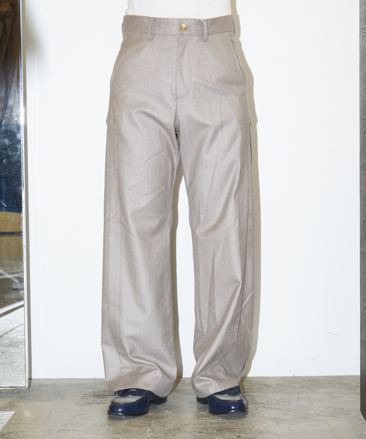 BRAID CUTTING TUCK PANTS STEAF