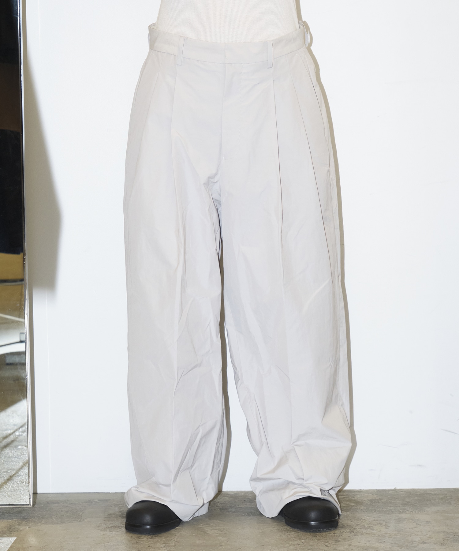 EWP 2 Tuck Trousers COOTIE PRODUCTIONS
