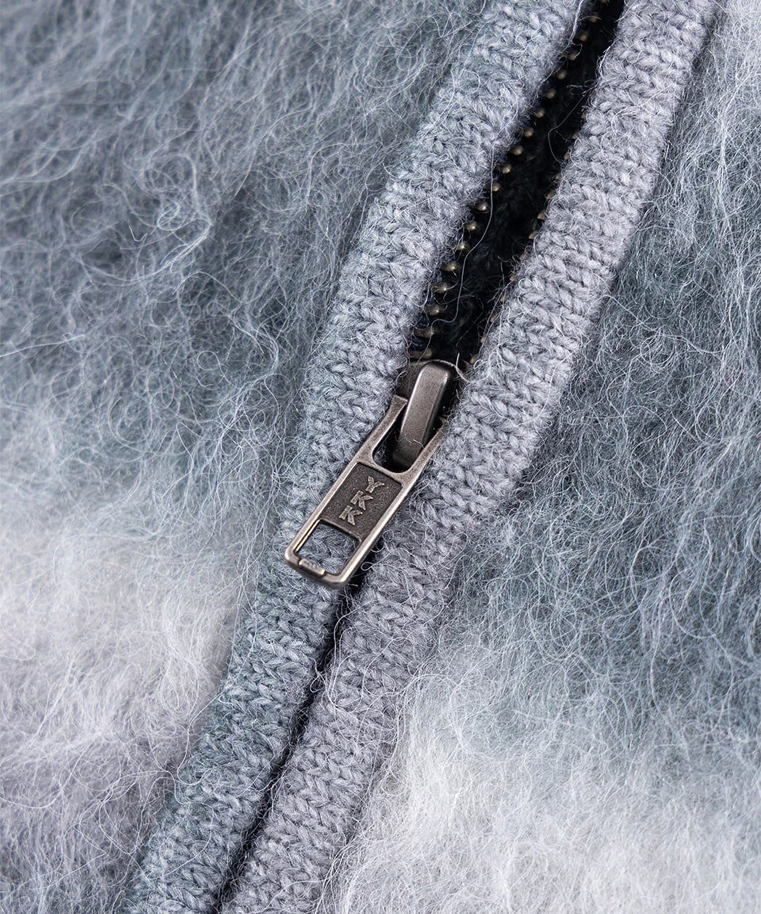 Gradation Mohair Zip Knit WOKE EDGE