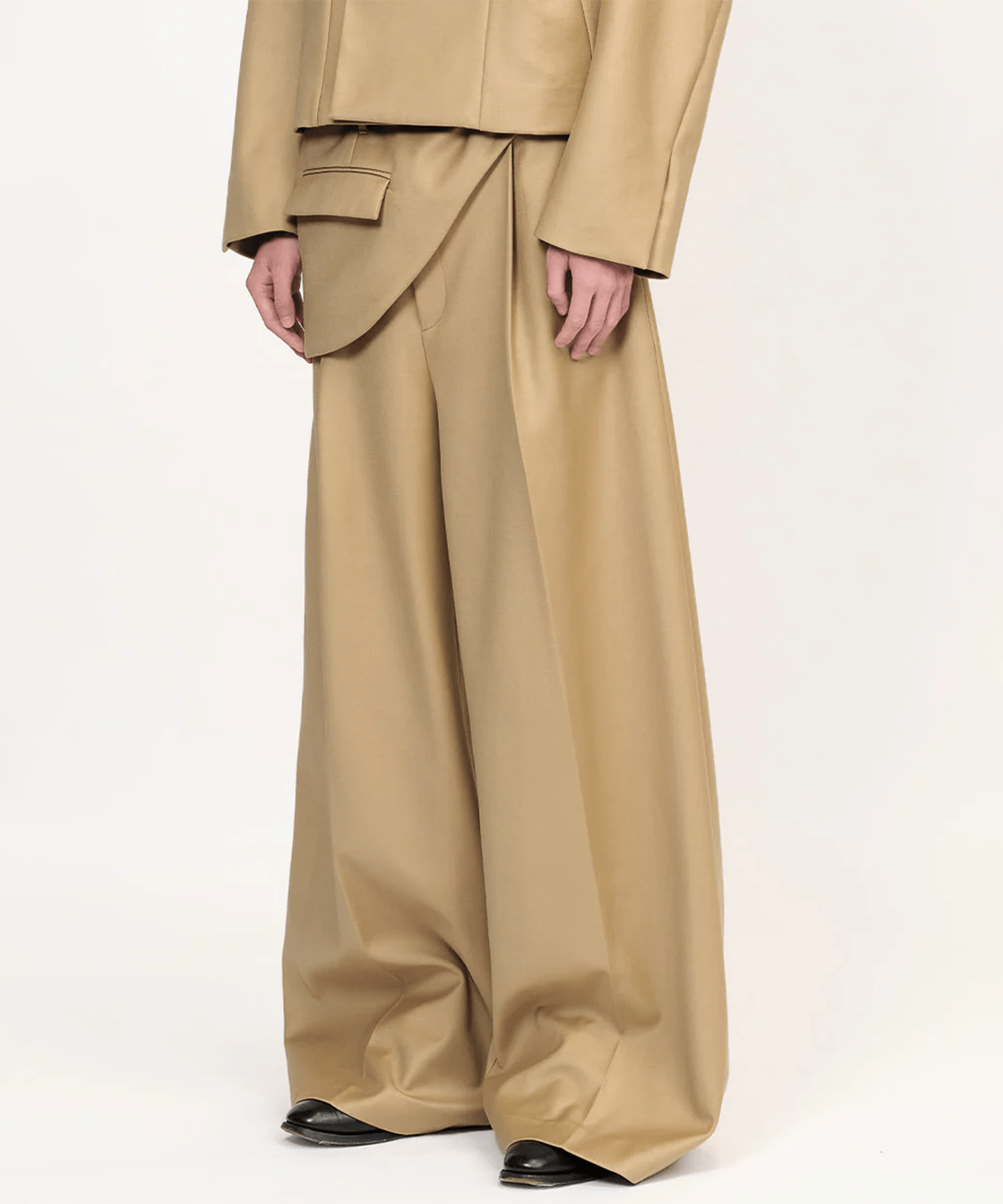 WAIST OVERLAY GOAT ESSENCE