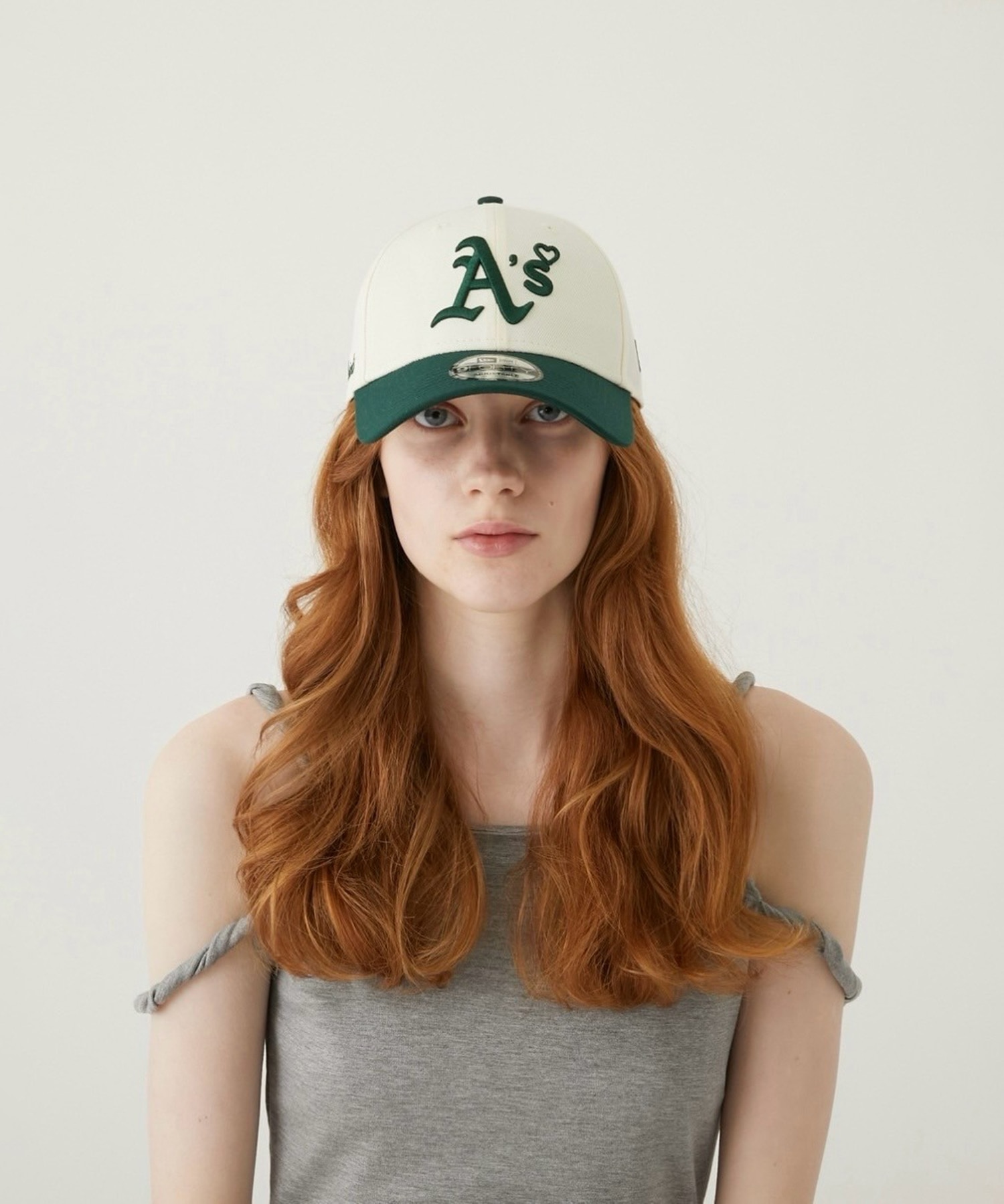x Newera Athletics CapWHT/GRN BASICKS
