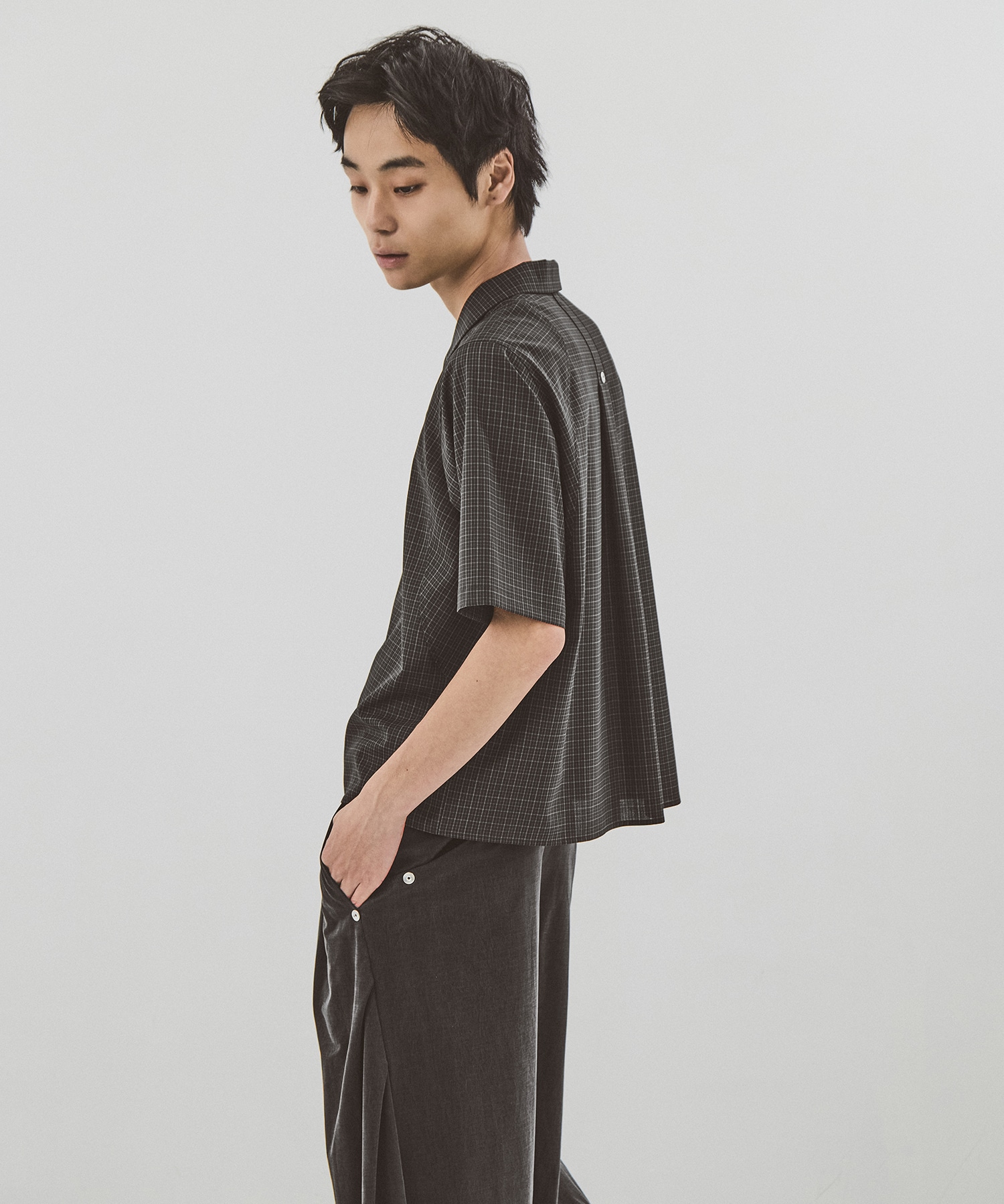 cropped open collar short sleeve shirt check CONZ