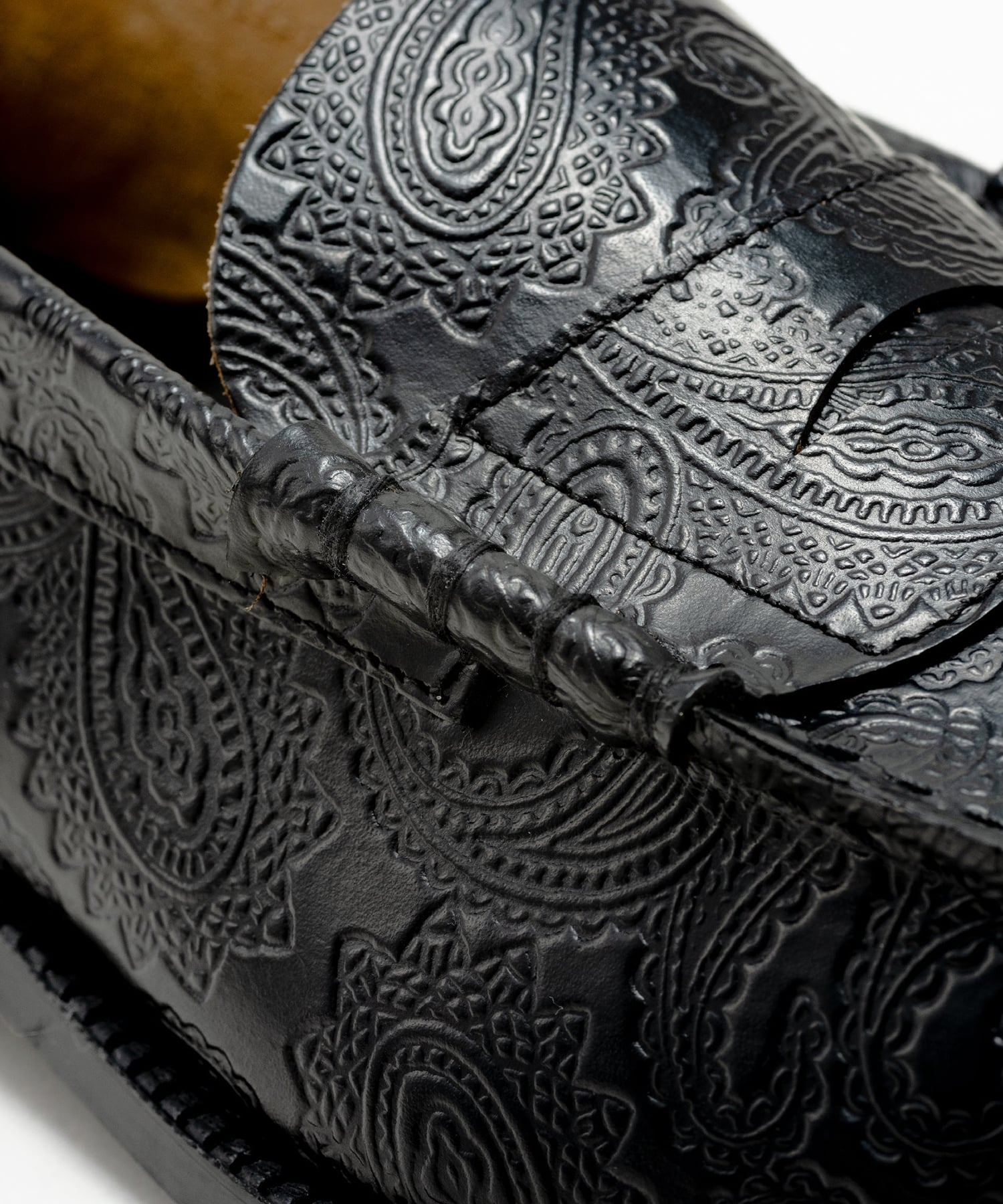 EMBOSSED LOAFERS BLACK PAISLEY The Kenford FINESHOES