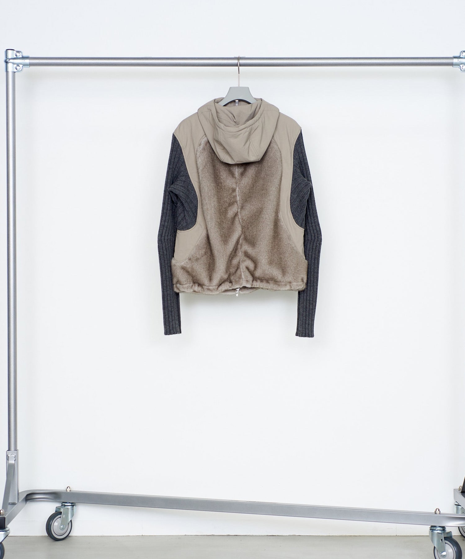 KNITTED SLEEVE PANELLED ZIP UP HOODED JACKET NVRFRGT