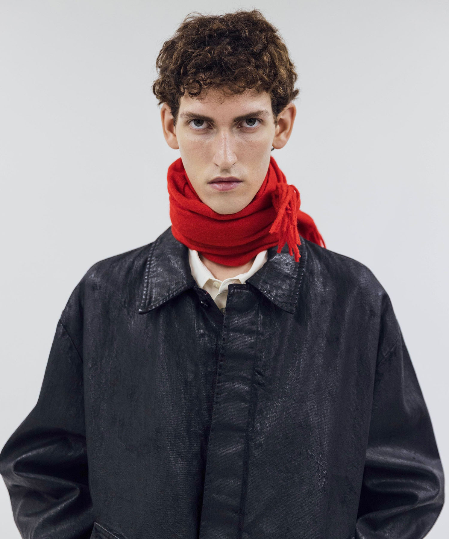 OFFICE SCARF OUAT