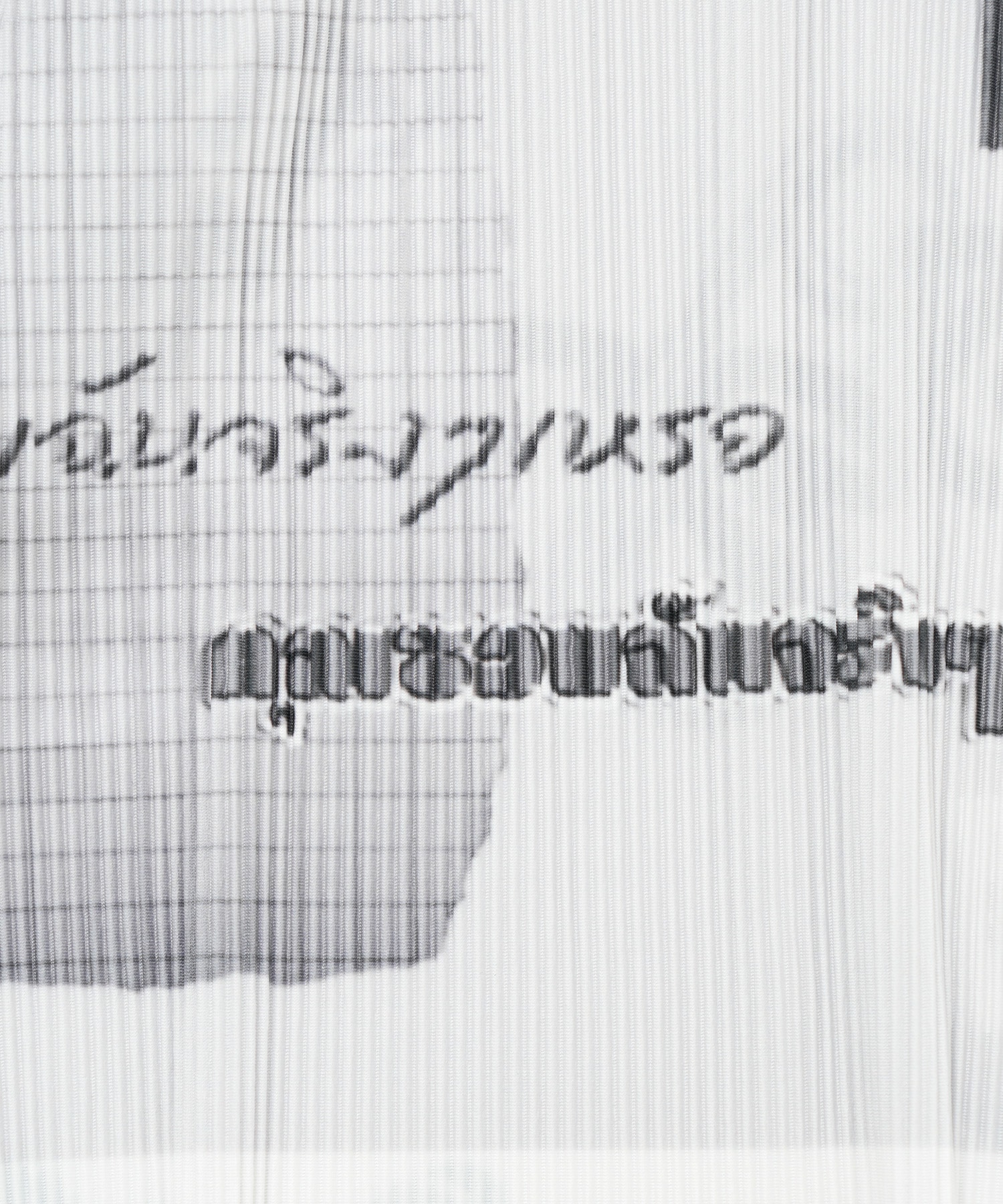 別注 GRAPHIC TINY TOP kotohayokozawa