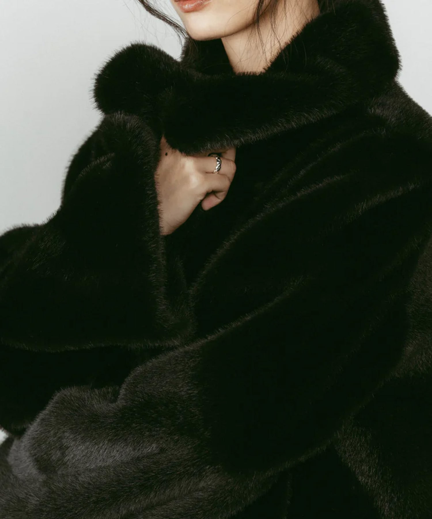 point collar fur coat Knuth Marf
