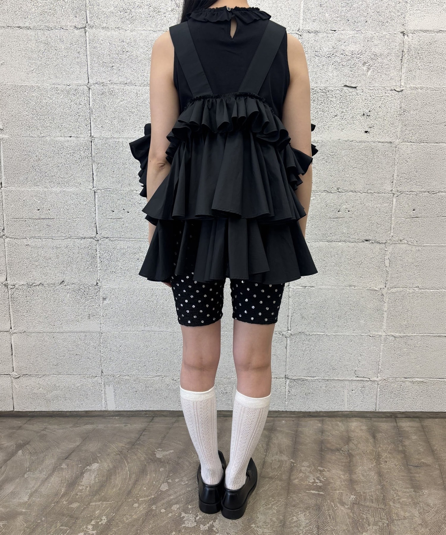 Volume camisole blouse naokitomizuka