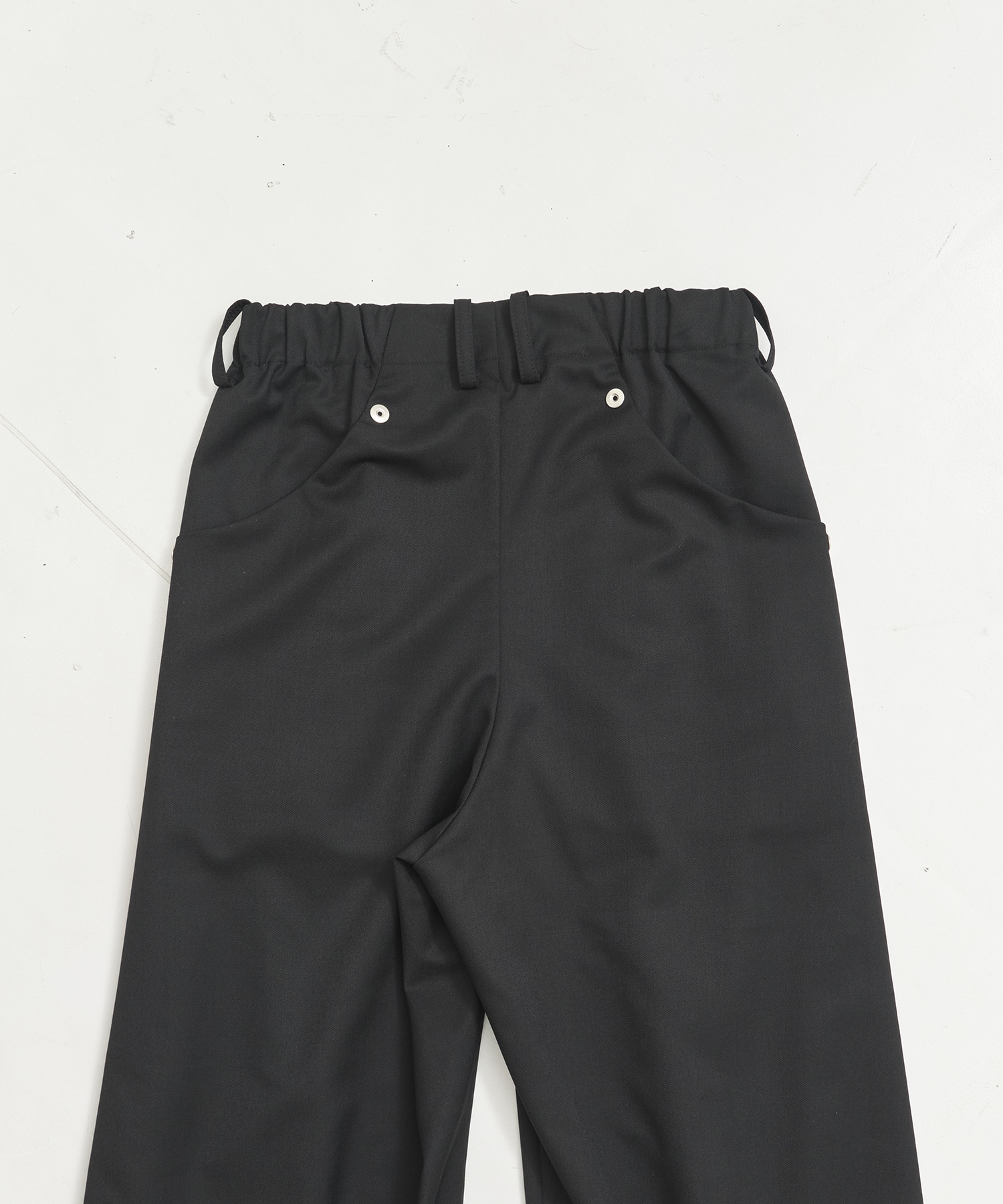 curve leg trousers CONZ