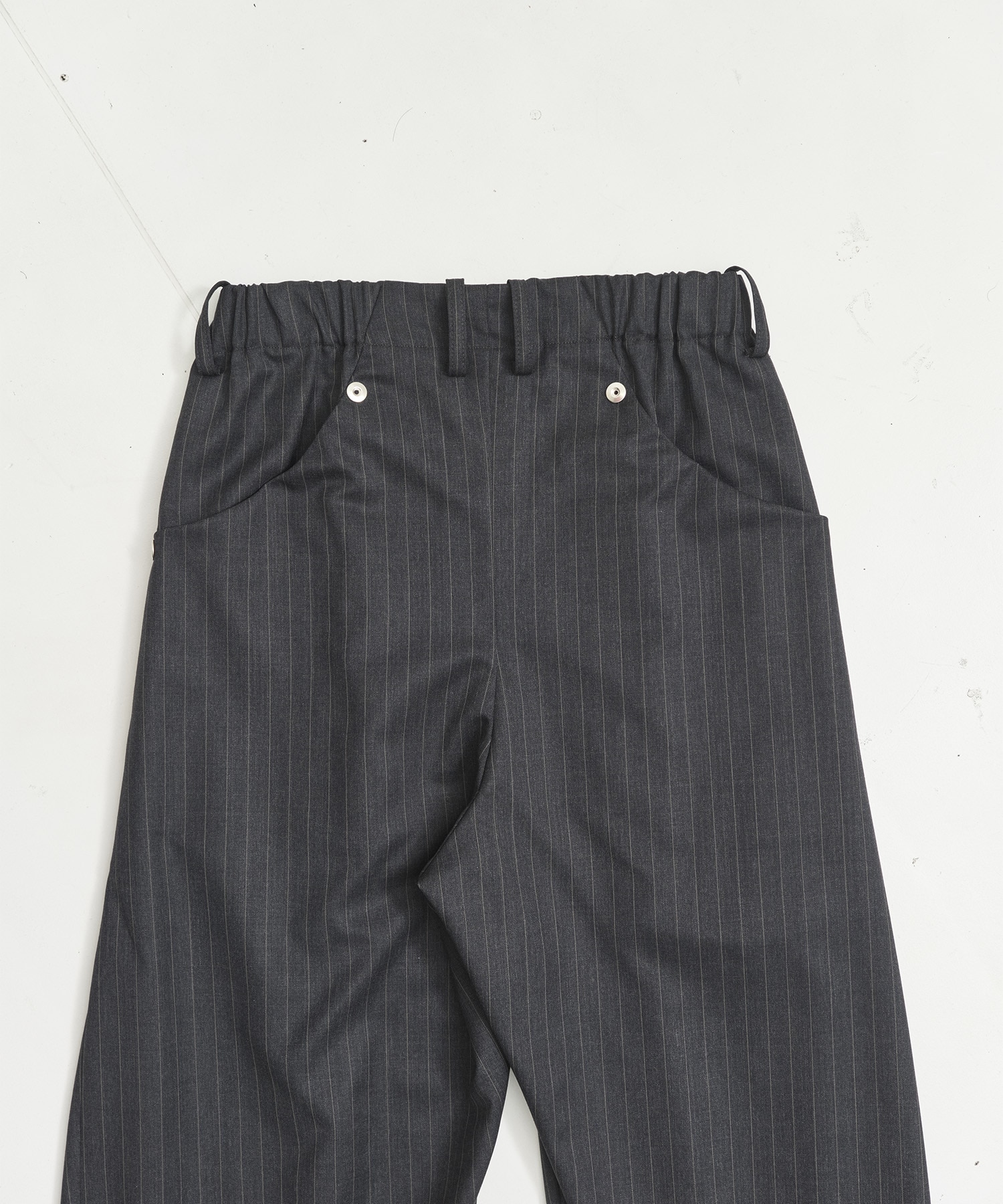 curve leg trousers CONZ