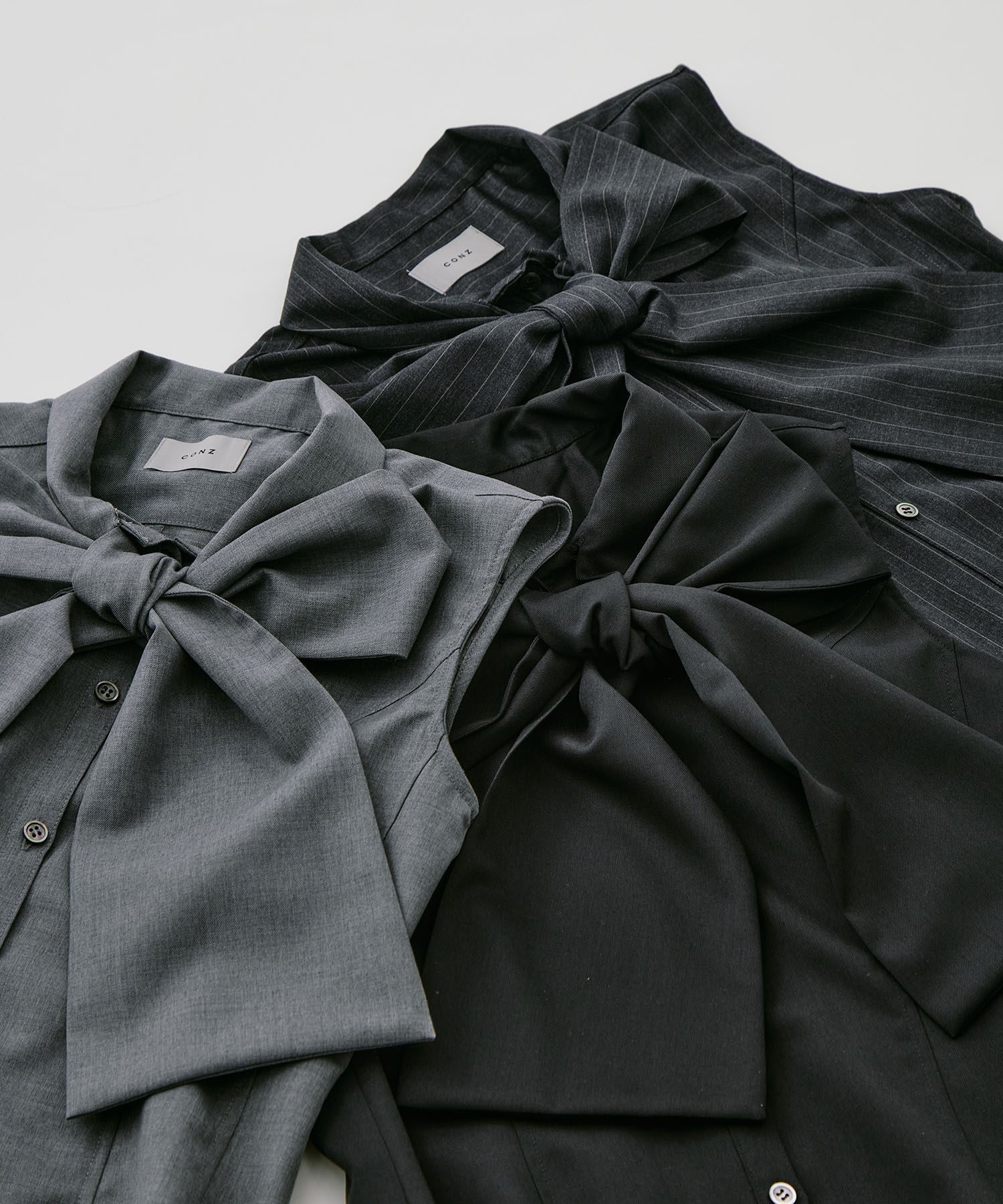 tied sleeve-less shirt CONZ