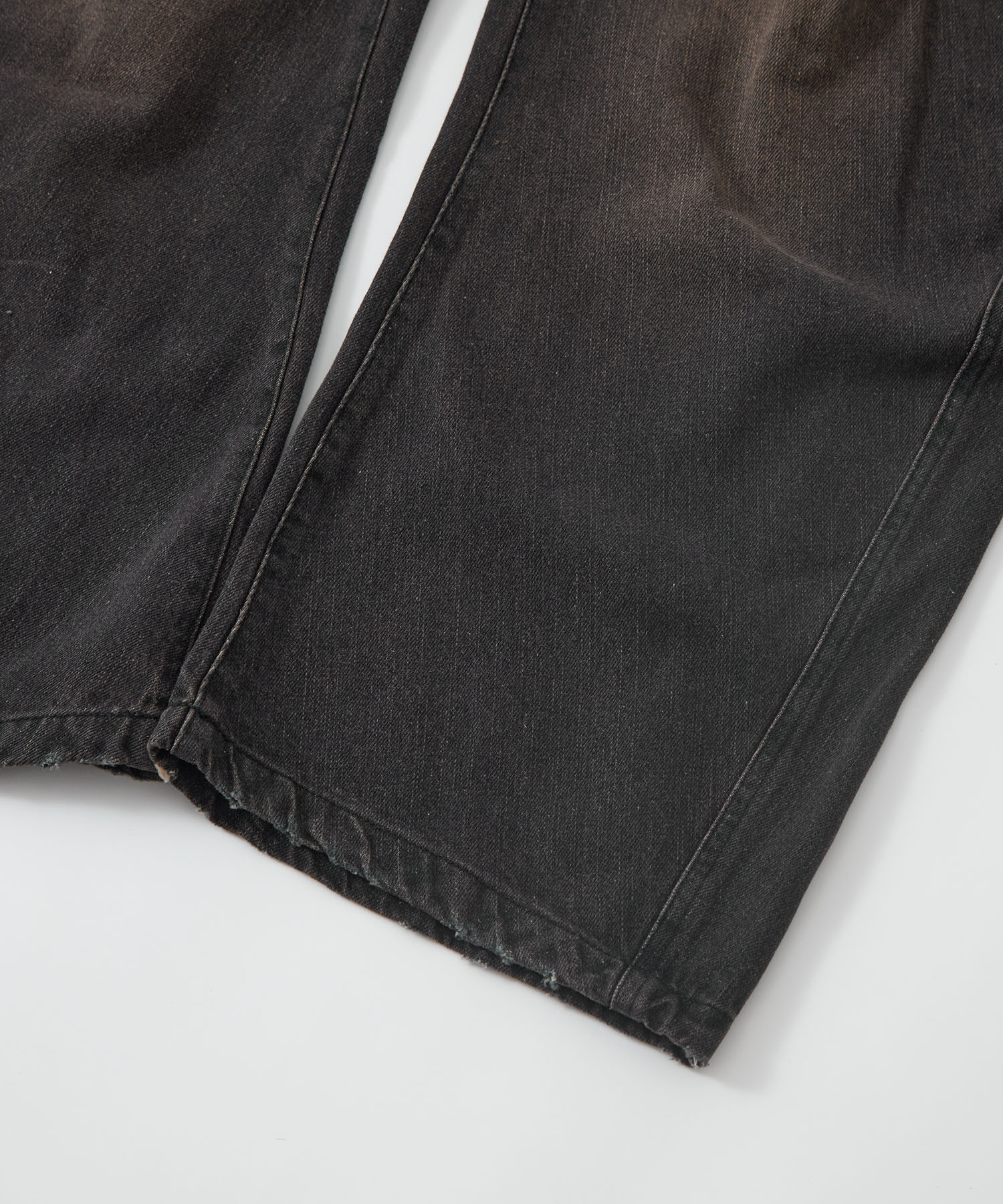over dye curved denim CONZ