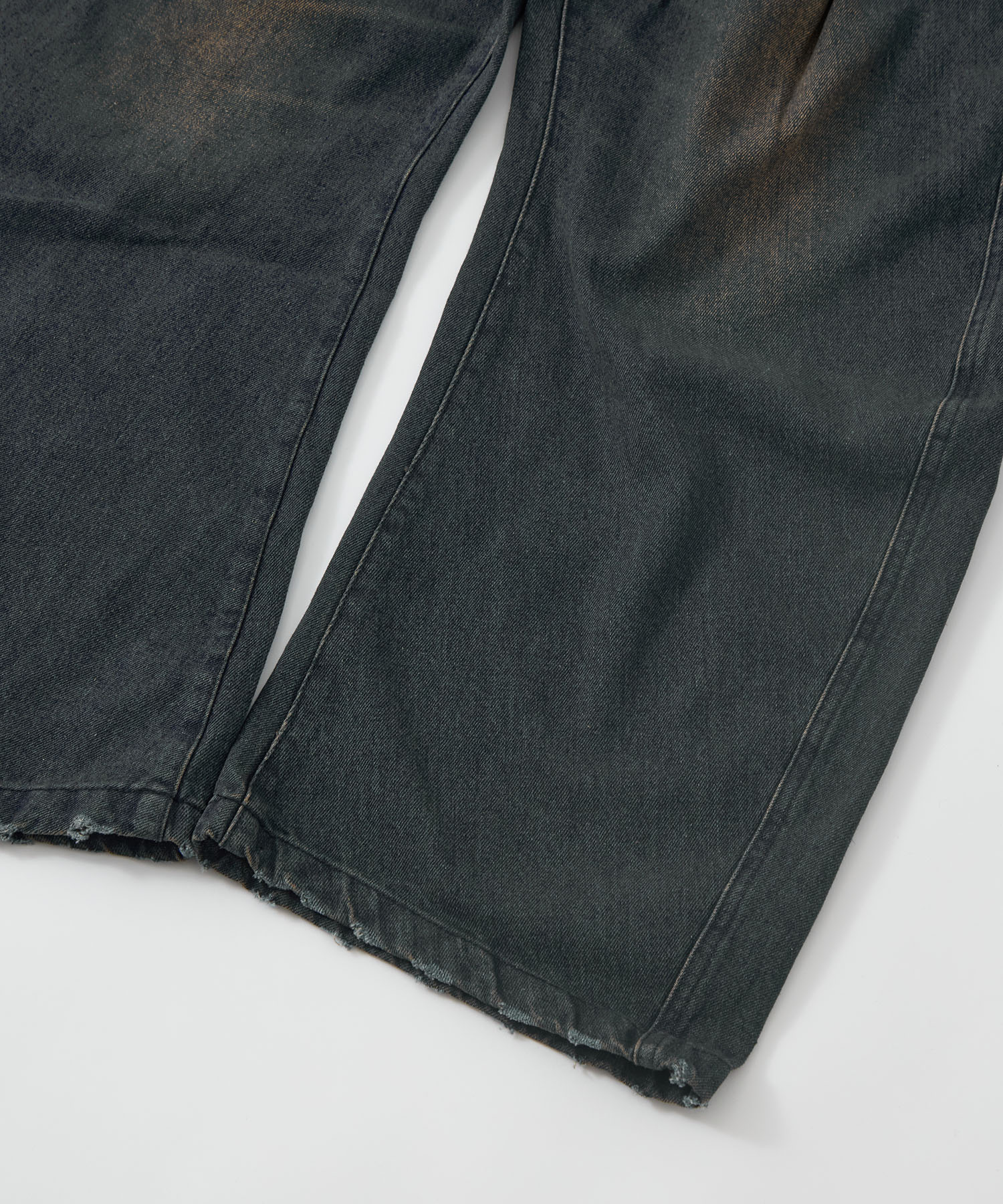 over dye curved denim CONZ