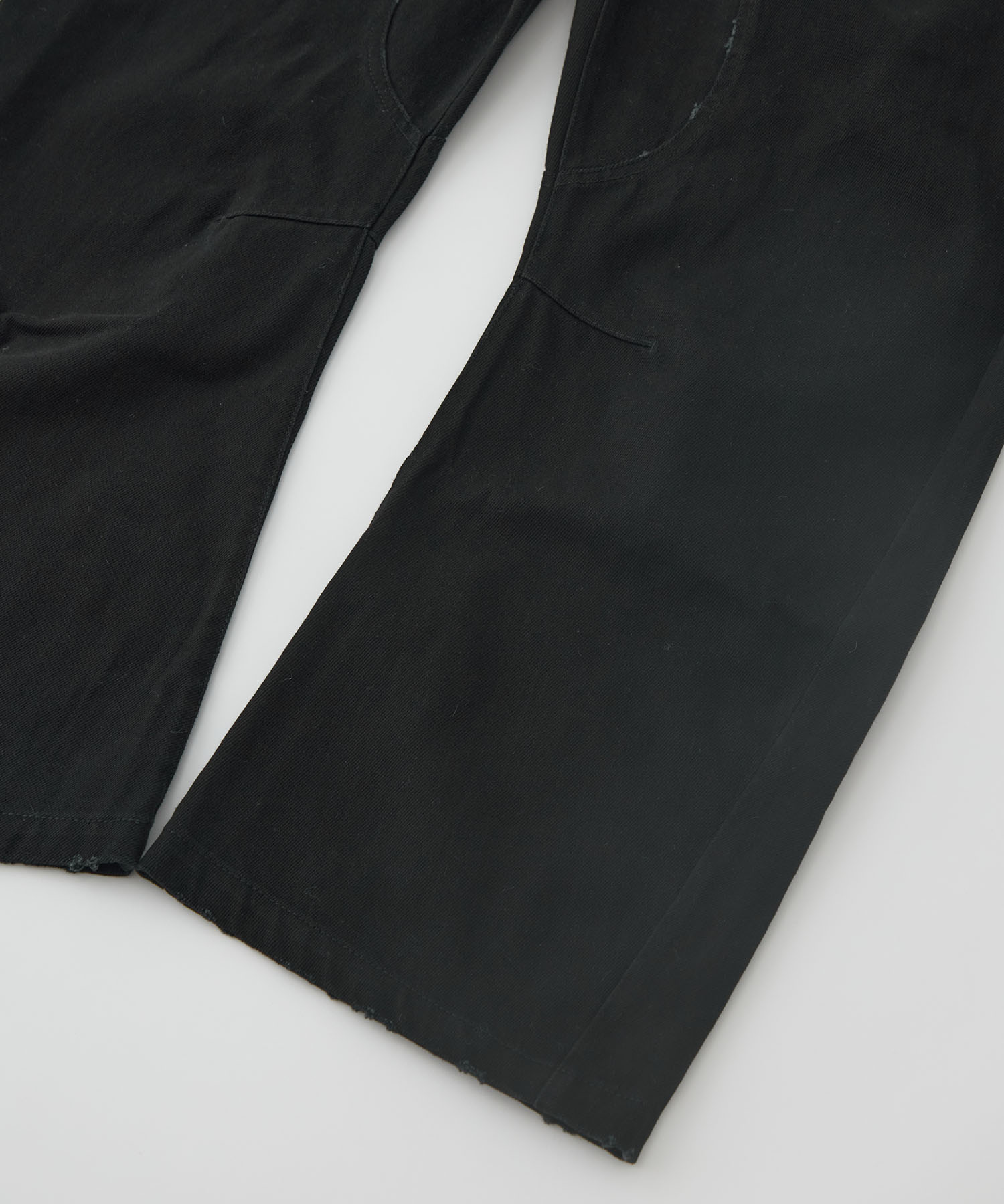 paint curved jeans CONZ