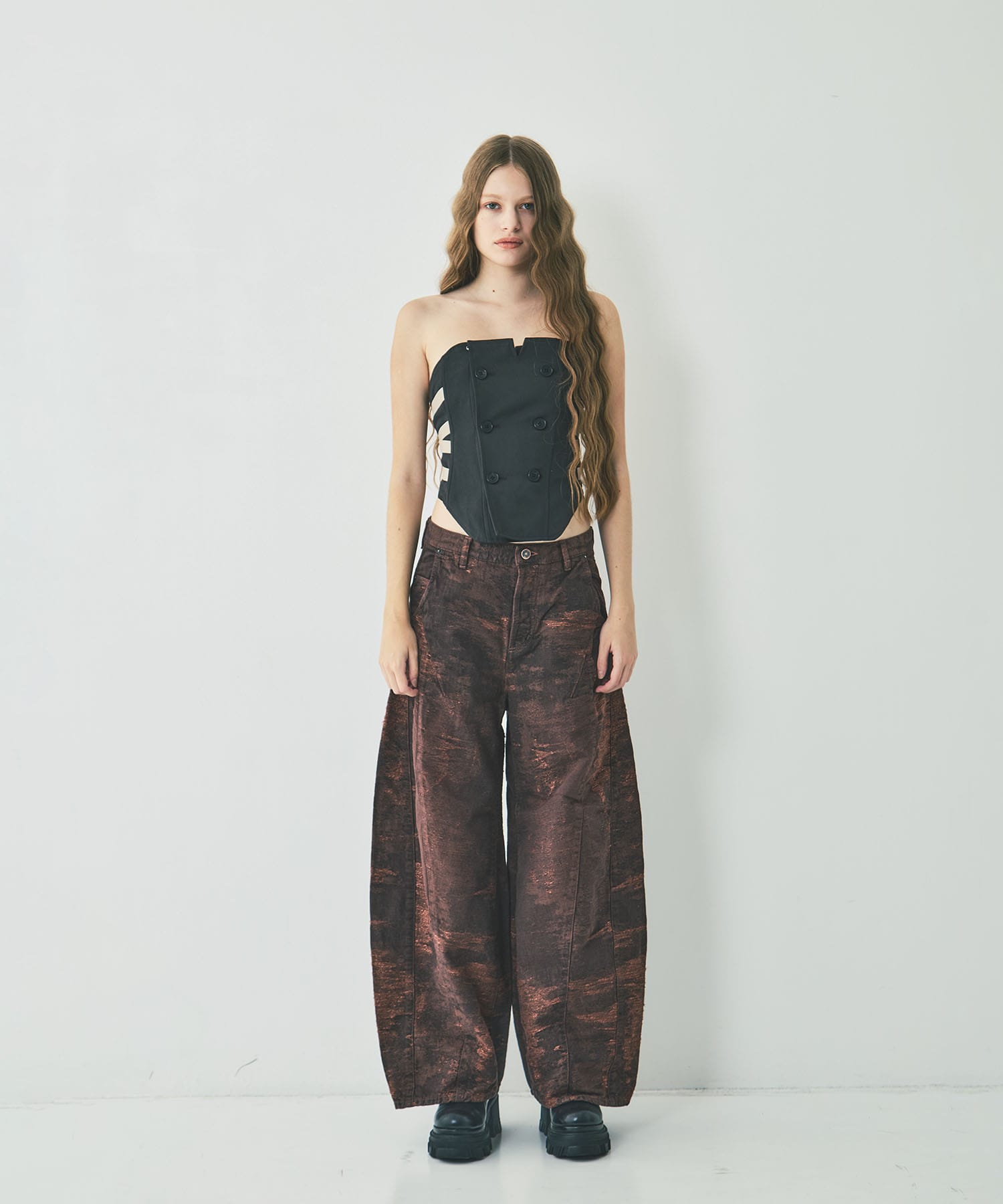 DENIM CURVED PANTS TAAKK