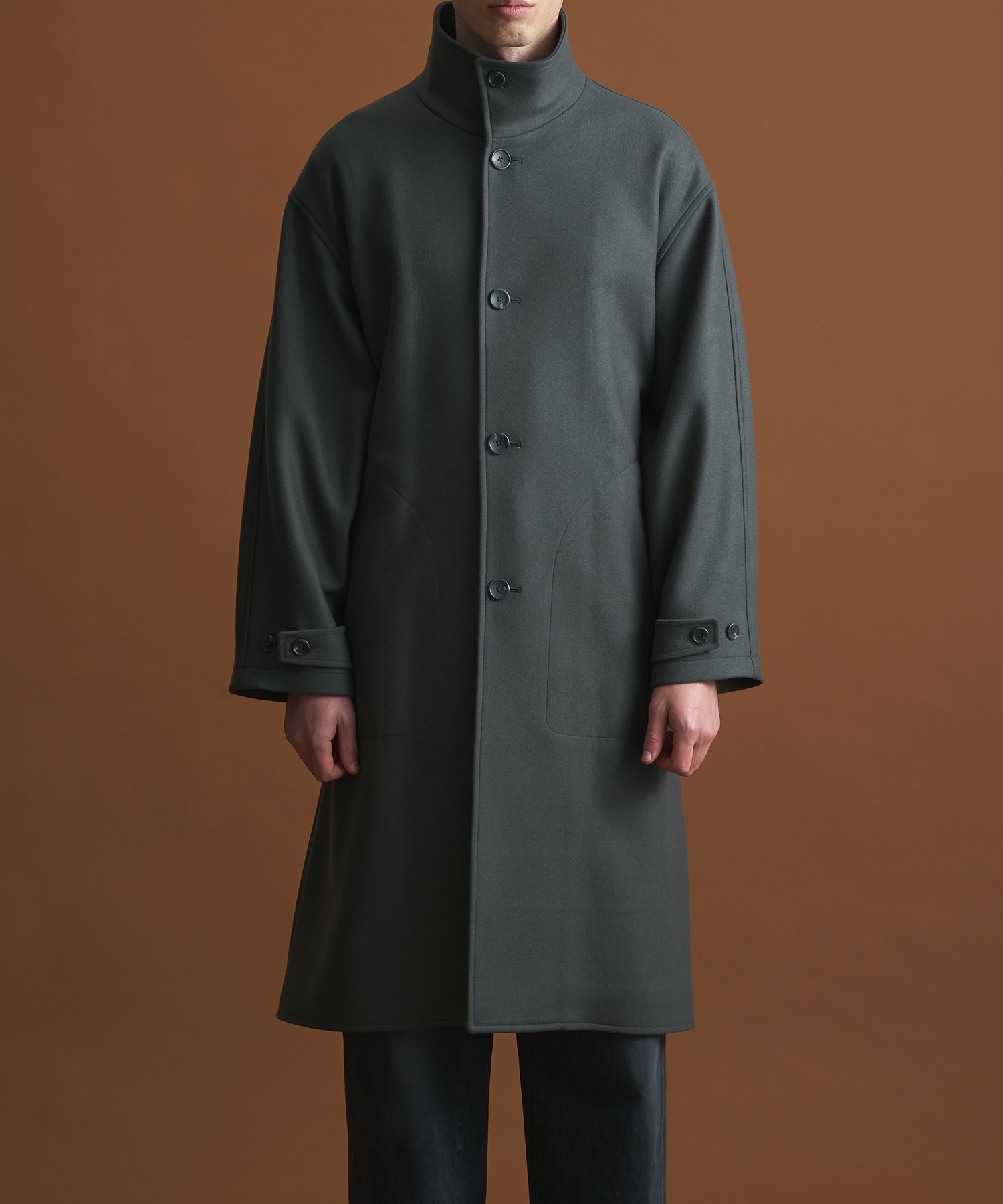 S140 メルトンオーバーサイズスタンドコート CONZ